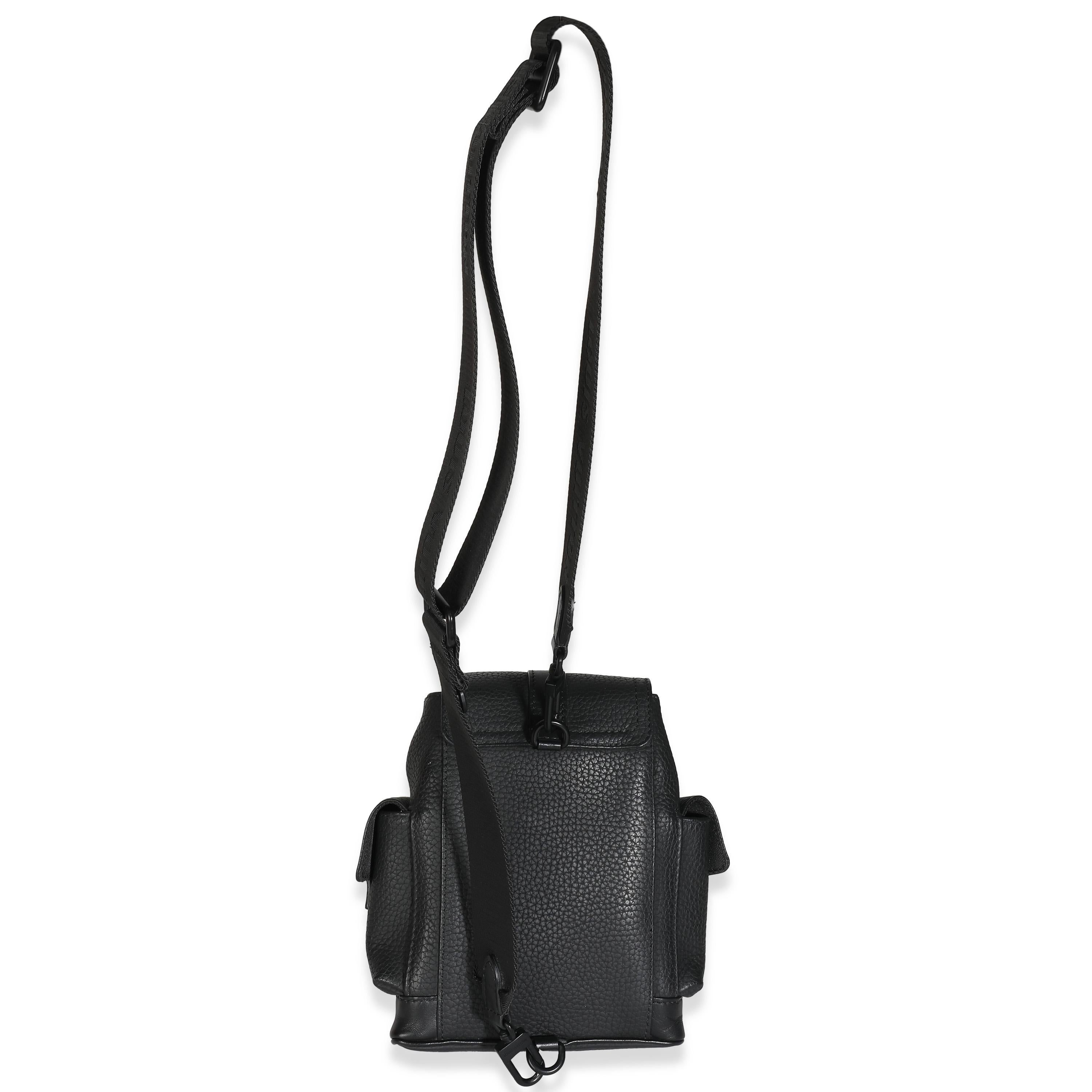 Sac à dos Louis Vuitton Taurillon Christopher XS noir en vente 2