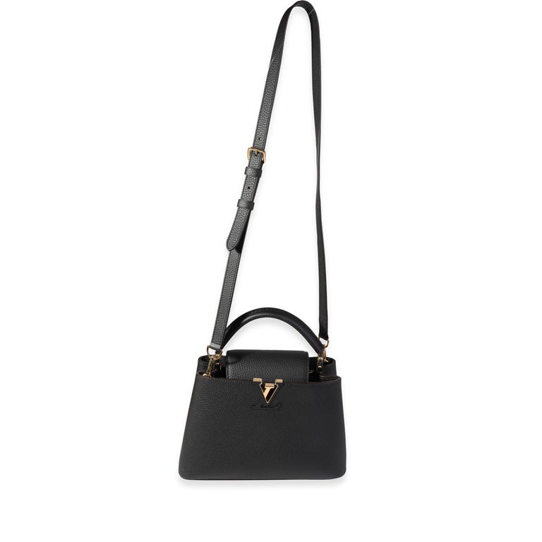 Capucines leather crossbody bag Louis Vuitton Black in Leather - 35216274