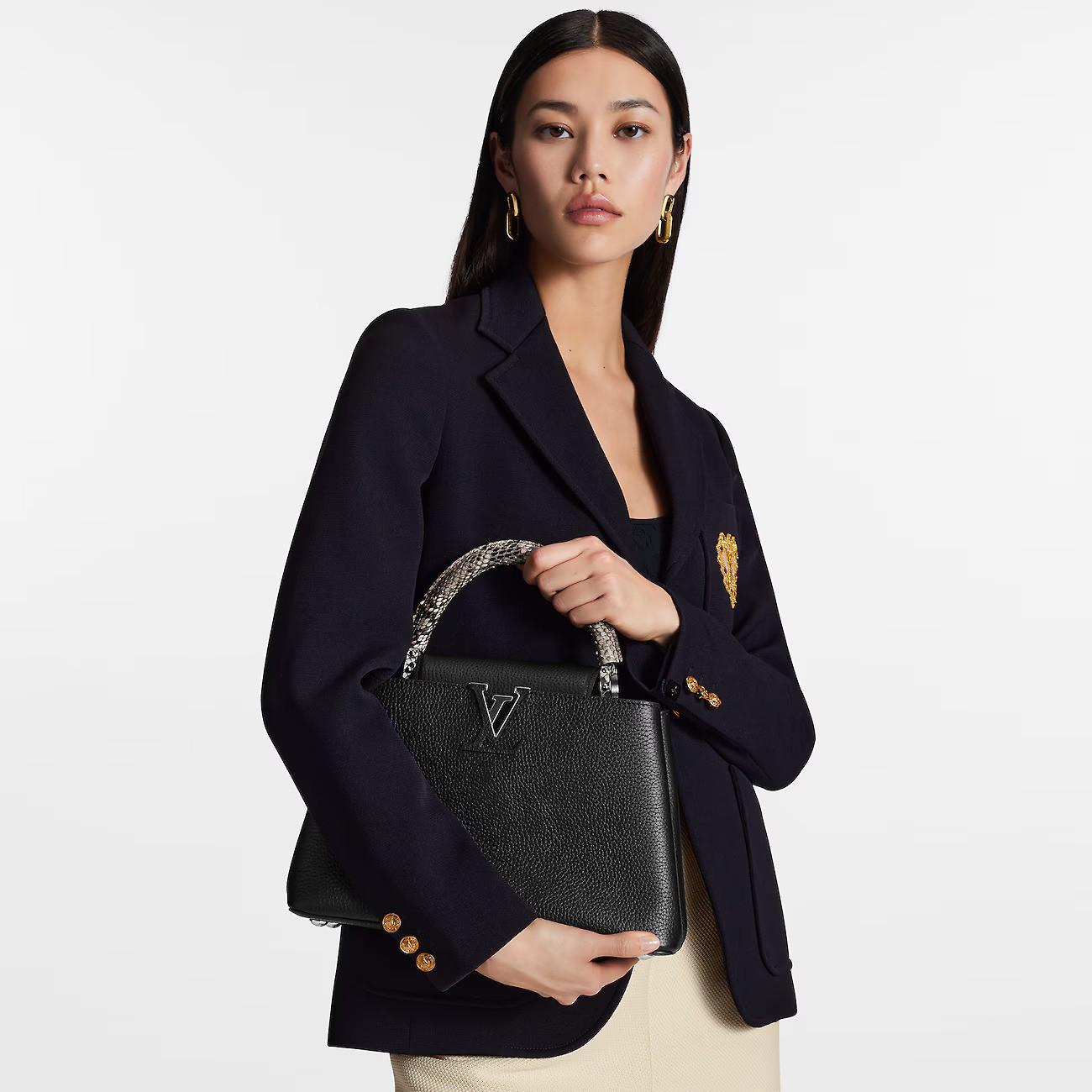 LOUIS VUITTON black Taurillon leather CAPUCINES MM AYERS Bag For Sale 4