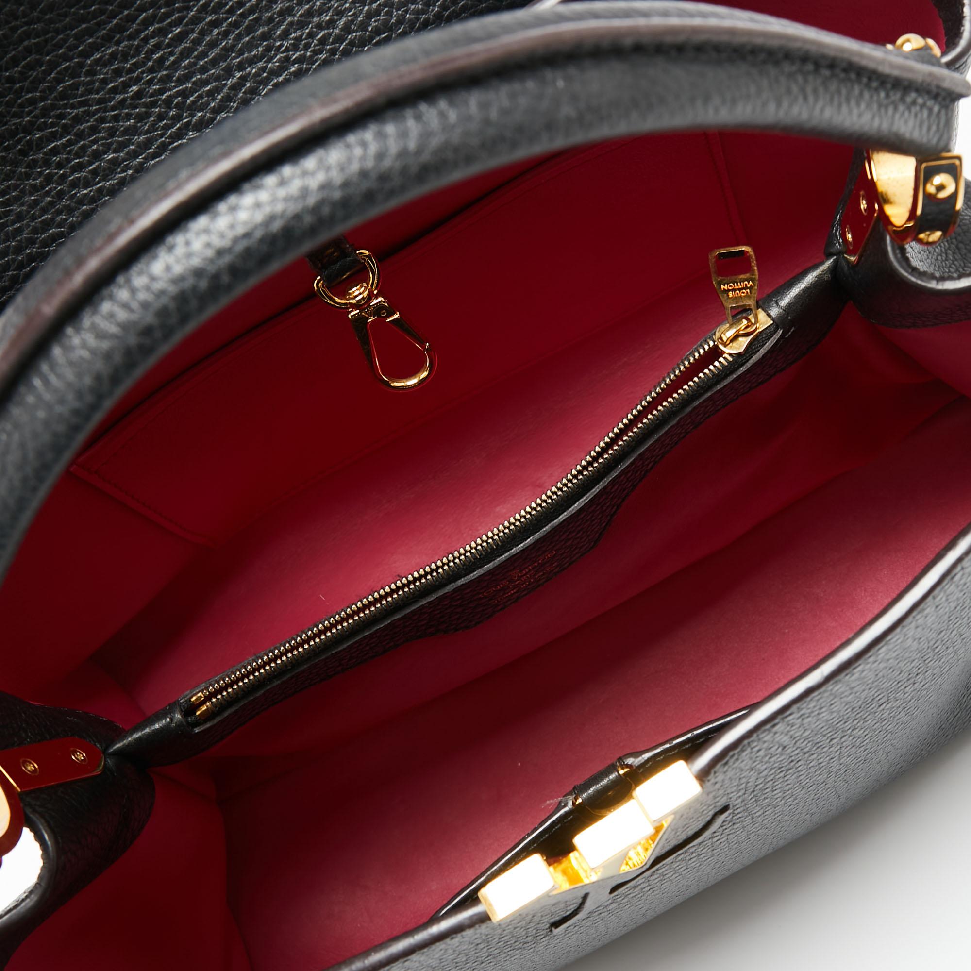 Louis Vuitton Black Taurillon Leather Capucines MM Bag In Good Condition In Dubai, Al Qouz 2