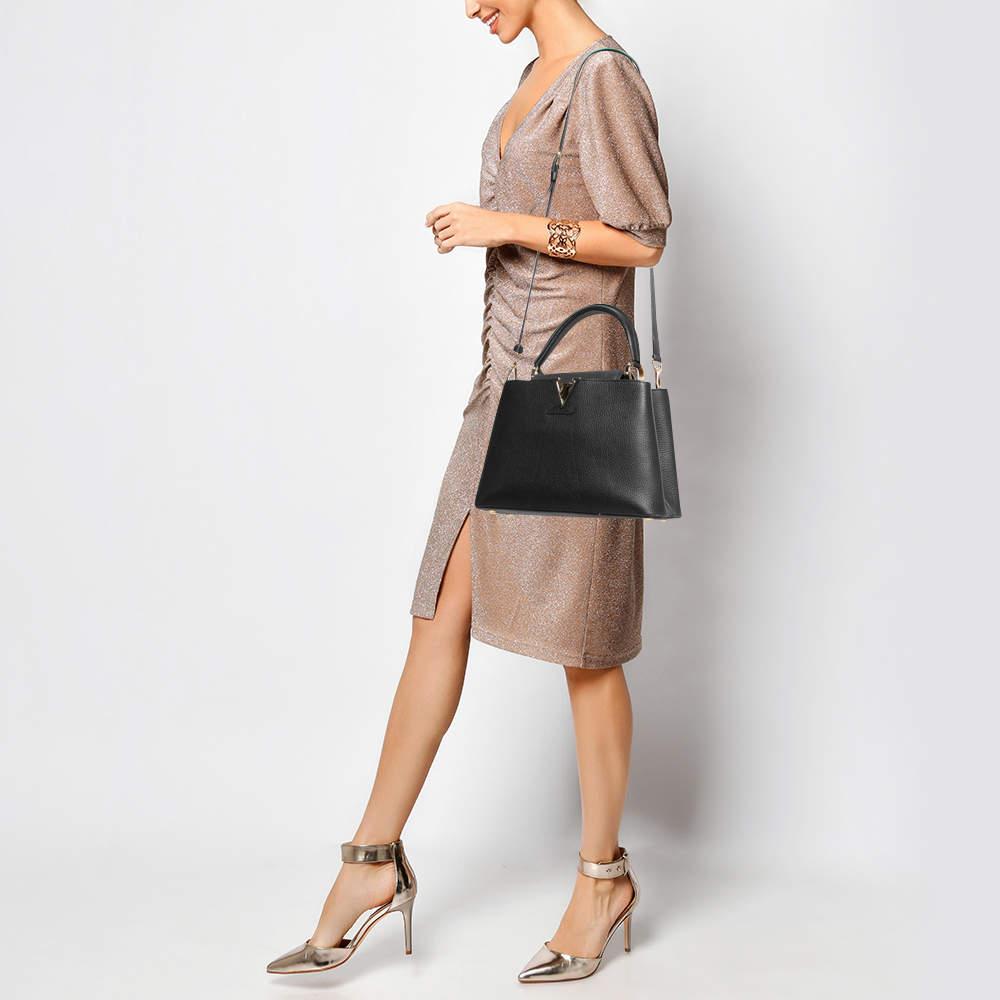 Designer bags are ideal companions for ample occasions! Here we have a fashion-meets-functionality piece crafted with precision. It has been equipped with a well-sized interior that can easily fit all your essentials.

Includes
Original Dustbag,