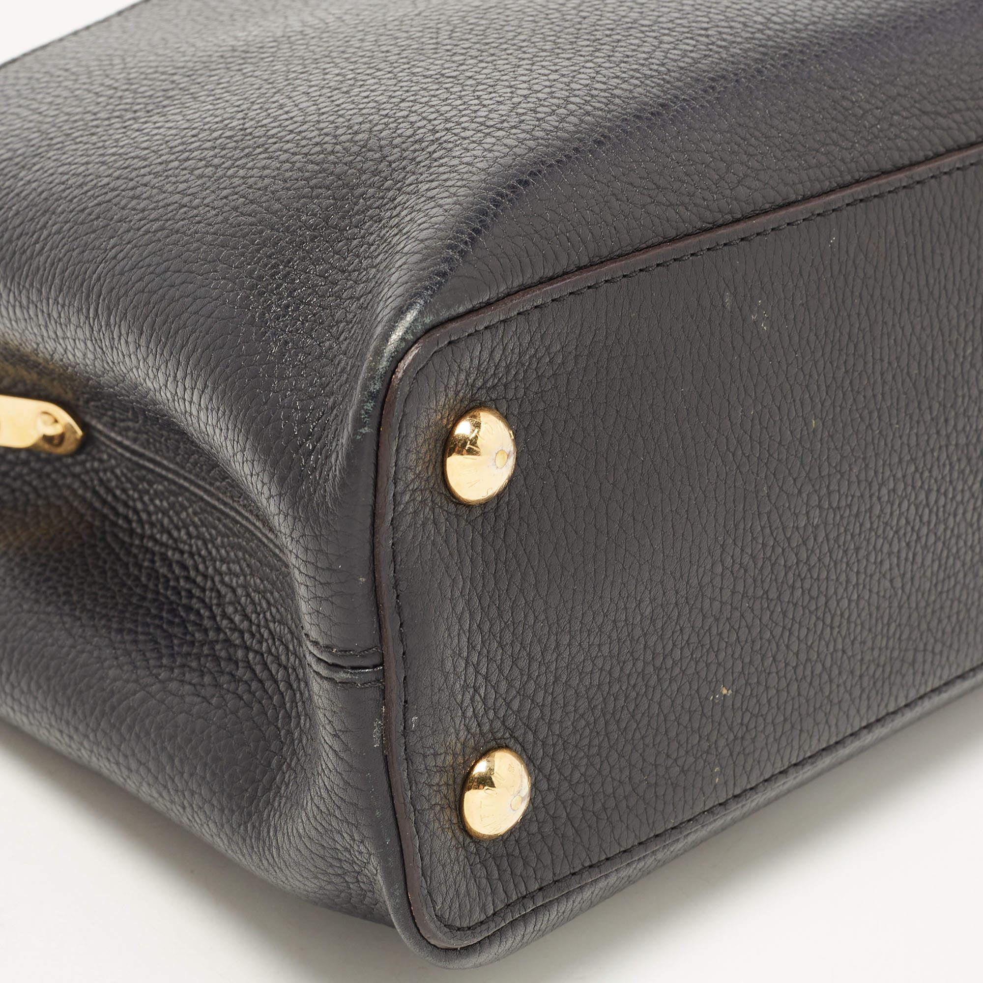 Louis Vuitton Black Taurillon Leather Capucines PM Bag For Sale 5