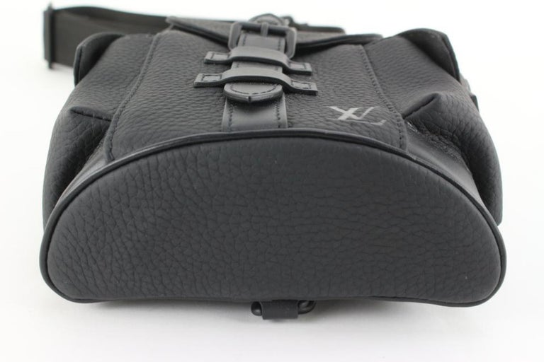 Louis Vuitton Black Taurillon Leather Christopher XS Sling Bag 43lk825s at  1stDibs