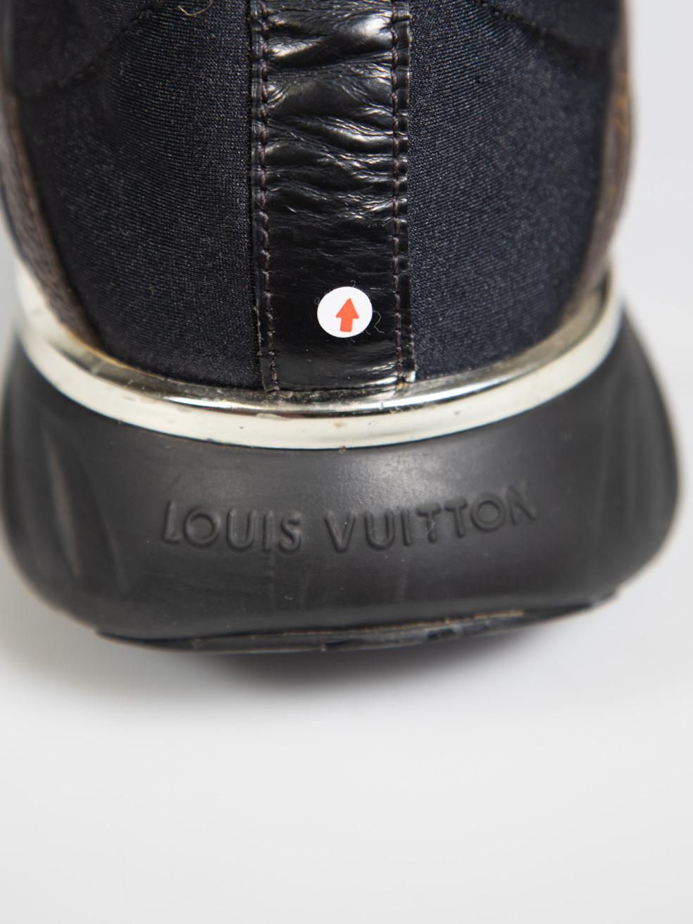 Baskets Aftergame noires avec monogramme technique Louis Vuitton, taille IT 40 en vente 5