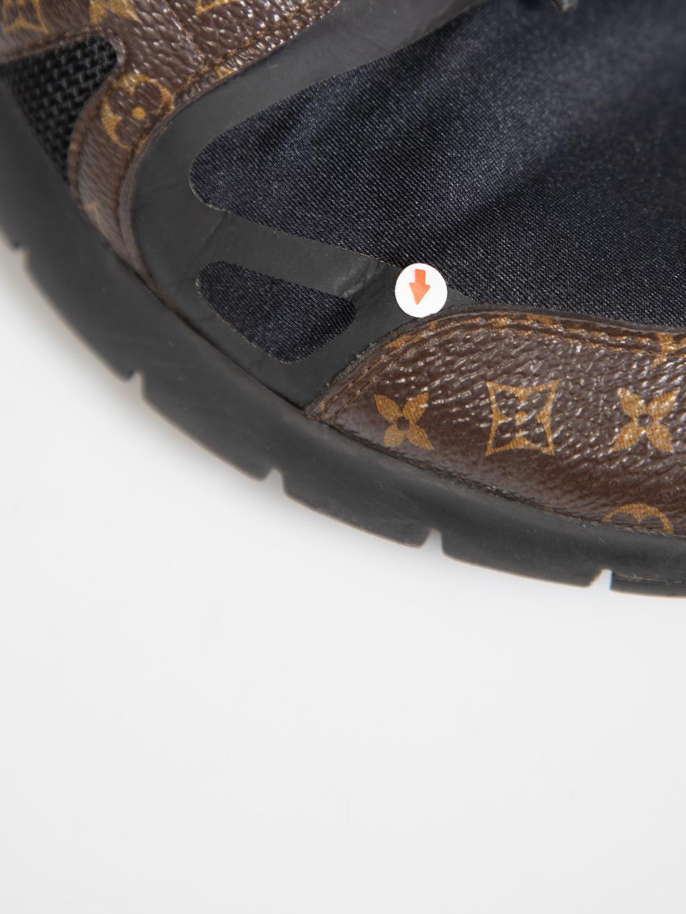 Louis Vuitton Zapatillas Técnicas Monograma Aftergame Negras Talla IT 40 en venta 2