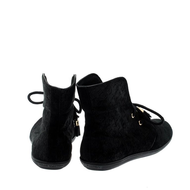 Louis Vuitton Black Textured Monogram Suede Tassel Boots Size 36 For Sale  at 1stDibs