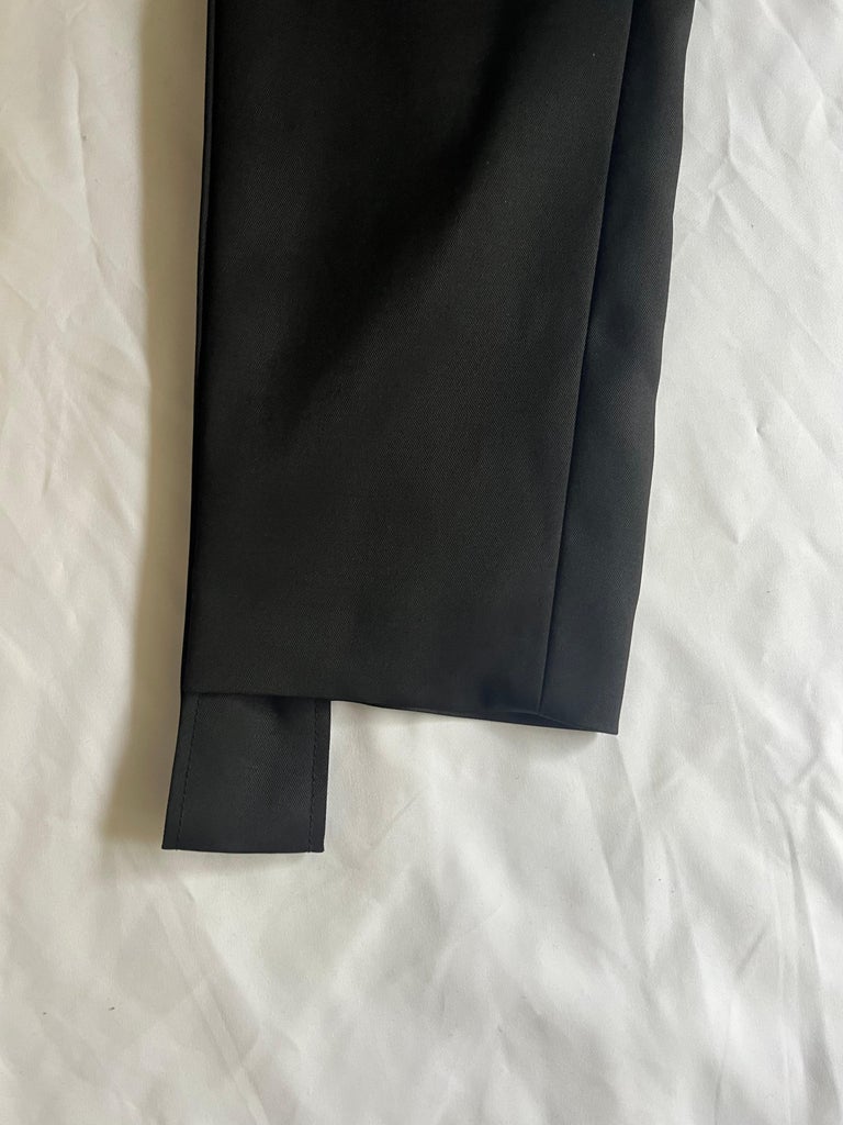 Trousers Louis Vuitton Black size 42 FR in Polyamide - 36972086