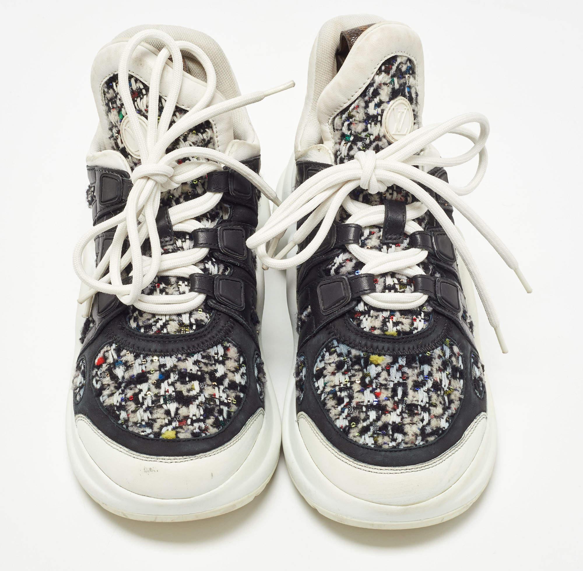 Designed to elevate your style quotient and give you comfort at the same time, these LV kicks are crafted using the best materials. Pair them with your casuals for a cool look.

