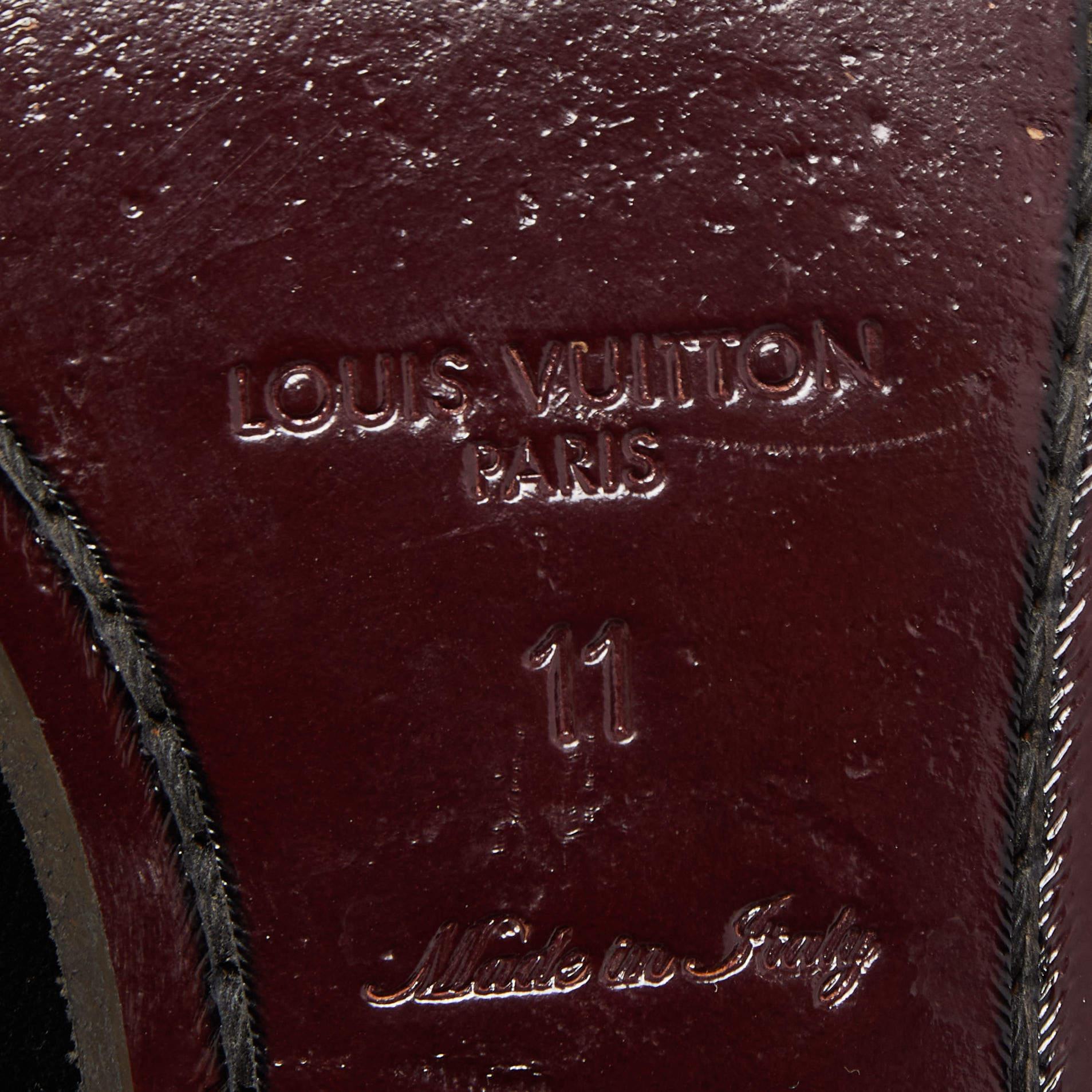 Louis Vuitton Schwarz Velevt Slip On Loafers im Angebot 5