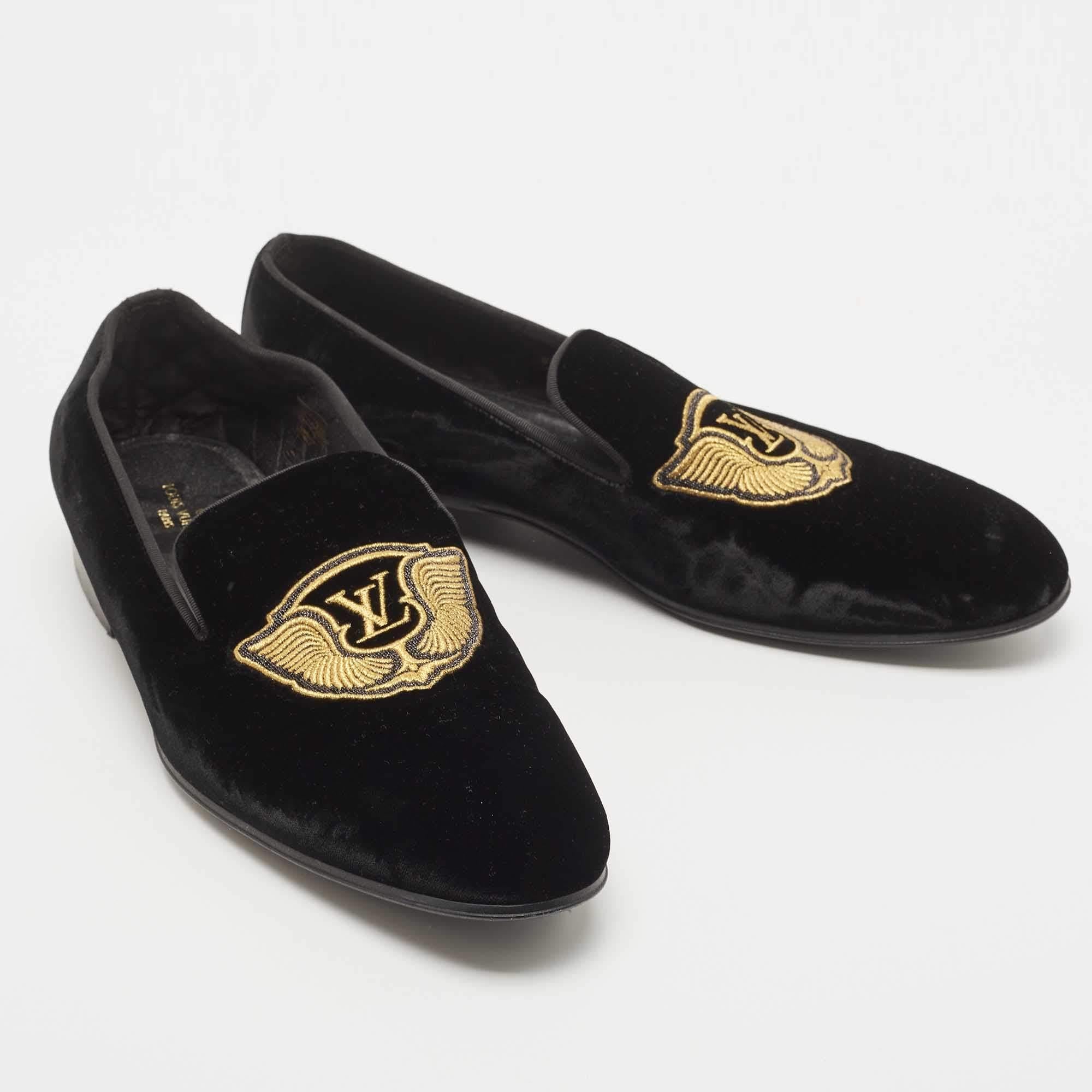 Louis Vuitton Black Velvet Auteuil Logo Smoking Slippers Size 43 For Sale 1