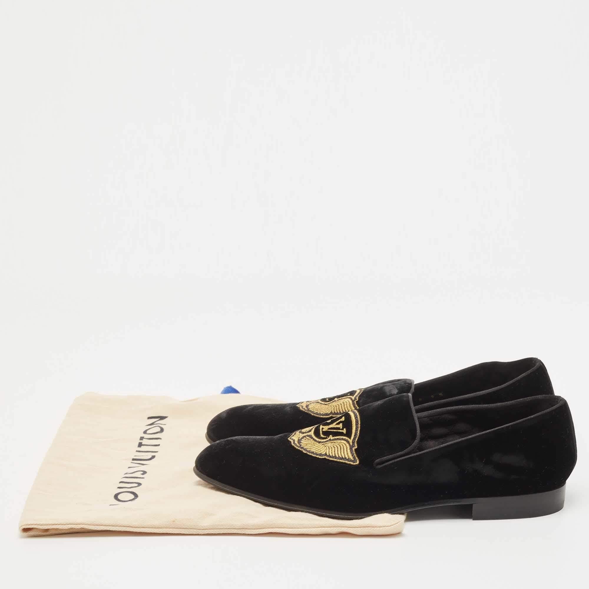 Louis Vuitton Black Velvet Auteuil Logo Smoking Slippers Size 43 For Sale 4