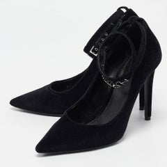 Louis Vuitton Black Velvet Pointed Toe Pumps Size 38