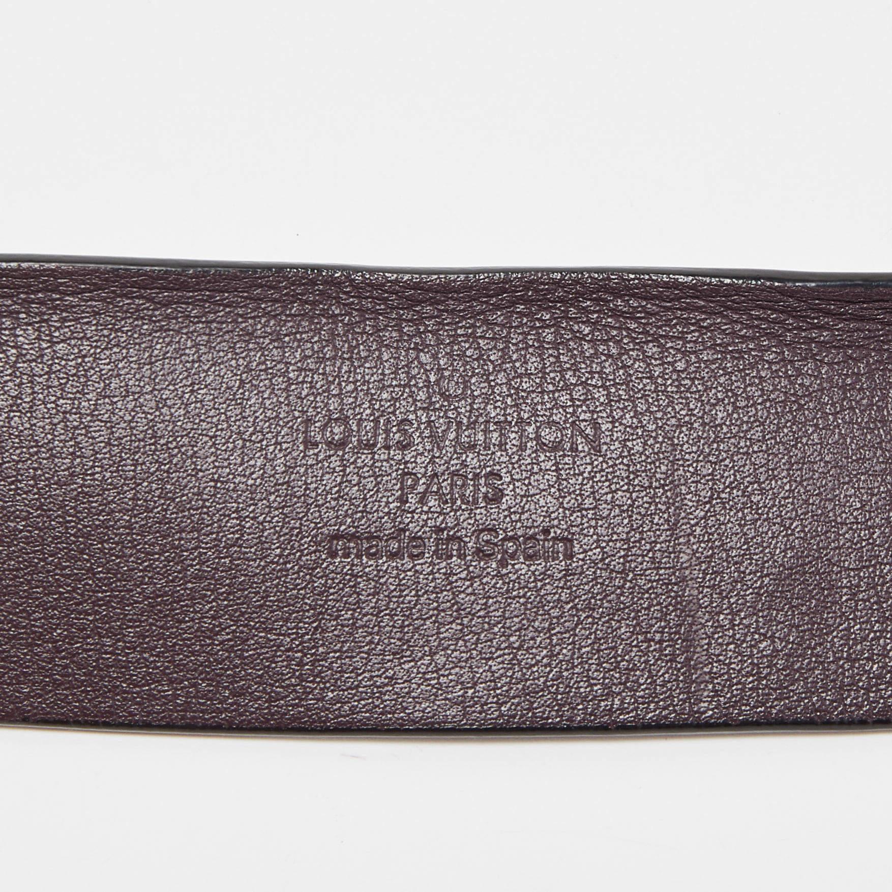 Schwarzer Vernis LV Initiales-Gürtel von Louis Vuitton, 90CM im Zustand „Gut“ im Angebot in Dubai, Al Qouz 2