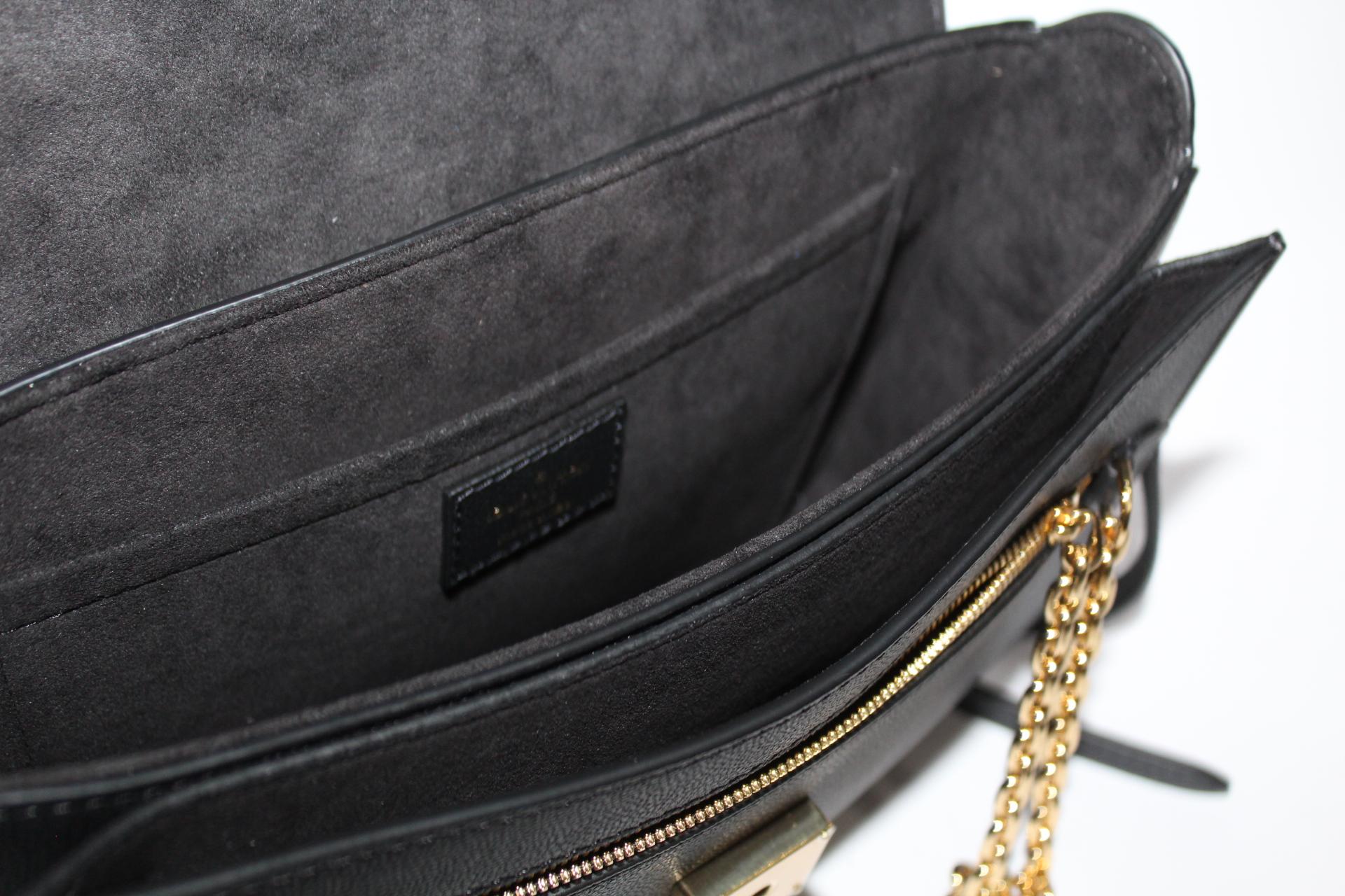 Women's Louis Vuitton Black Very Messenger Bag