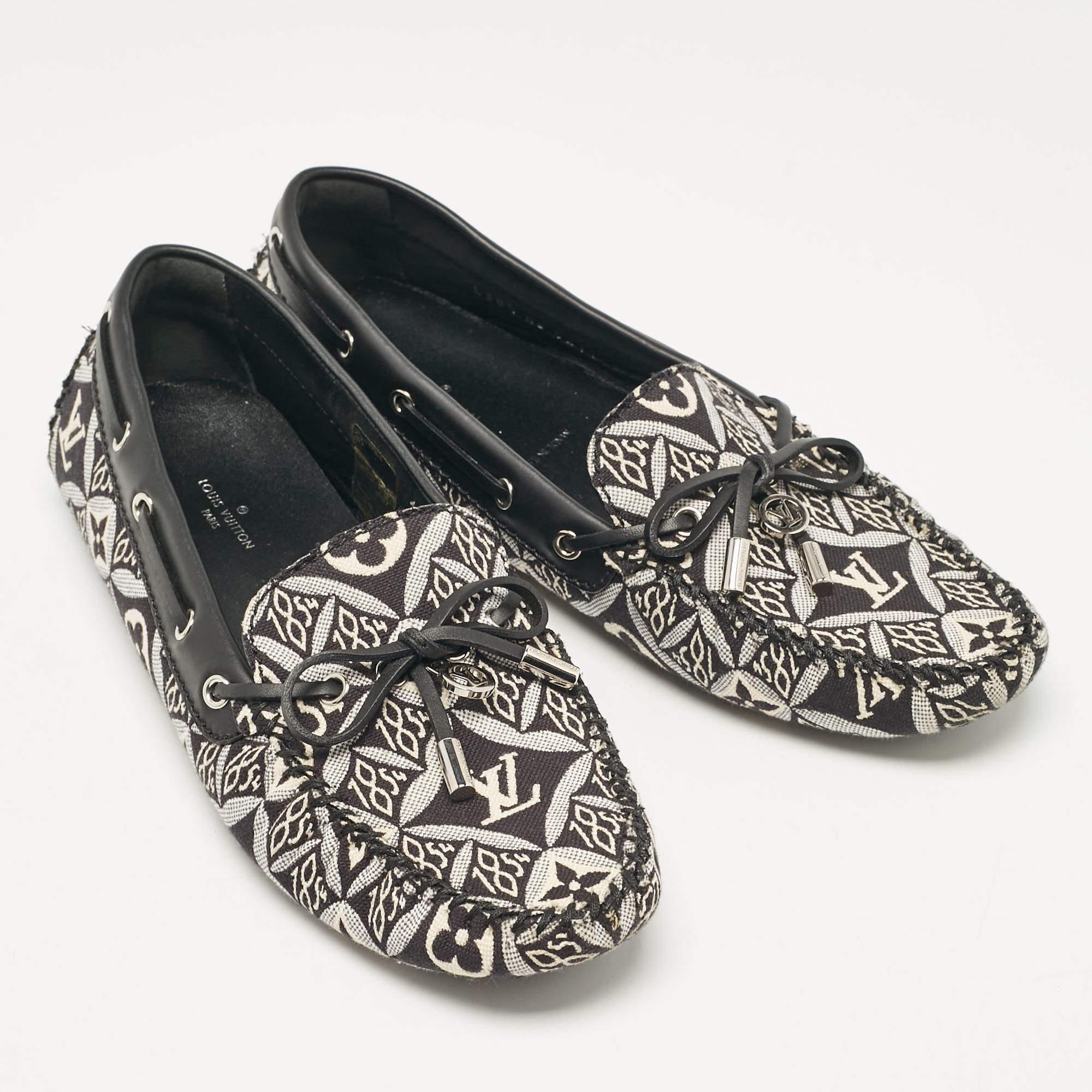 Women's Louis Vuitton Black/White Canvas and Leather Gloria Loafers Size 38.5