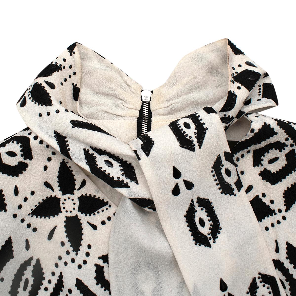 Louis Vuitton Black & White Geometric Pattern Midi Dress FR38, Small In Excellent Condition For Sale In London, GB