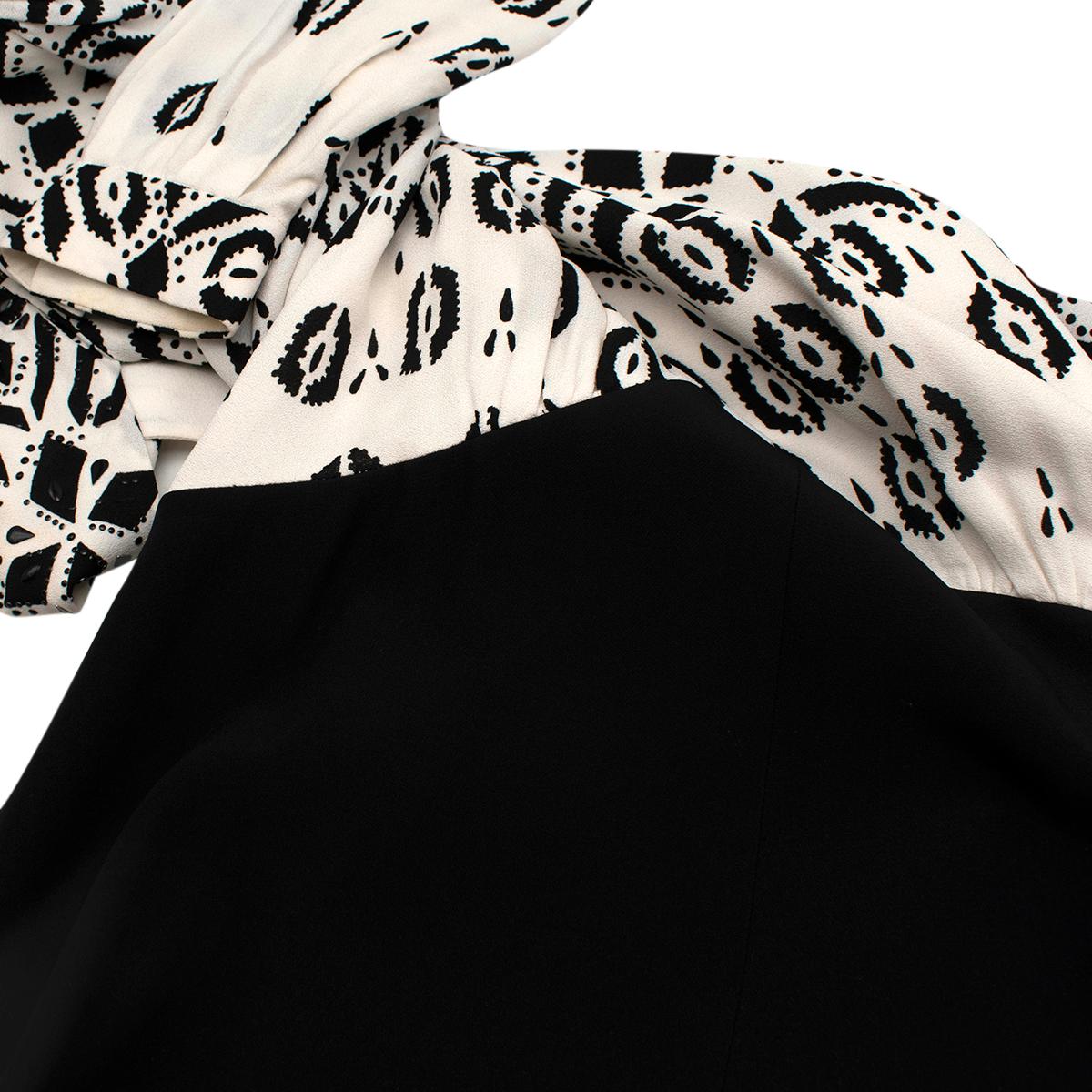 Louis Vuitton Black & White Geometric Pattern Midi Dress FR38, Small For Sale 3