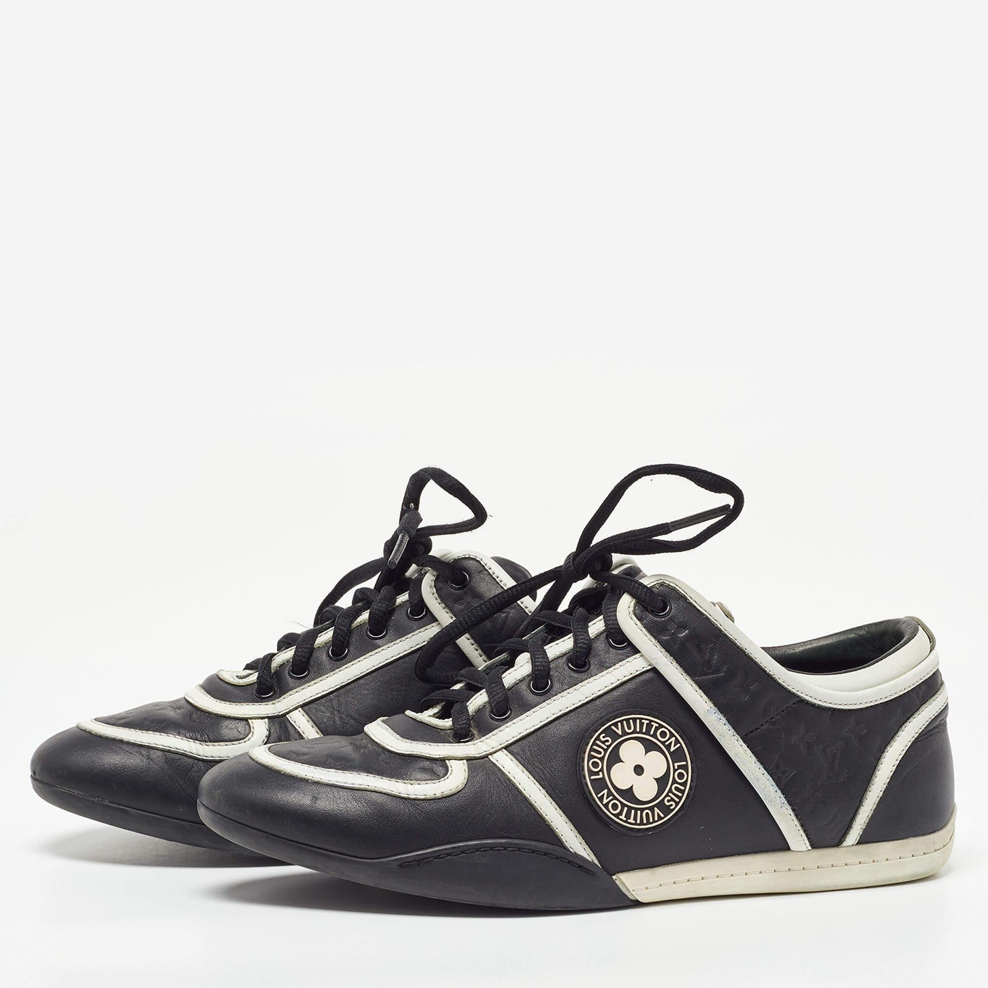 Louis Vuitton Black/White Monogram Embossed Leather Low Top Sneakers  For Sale 2