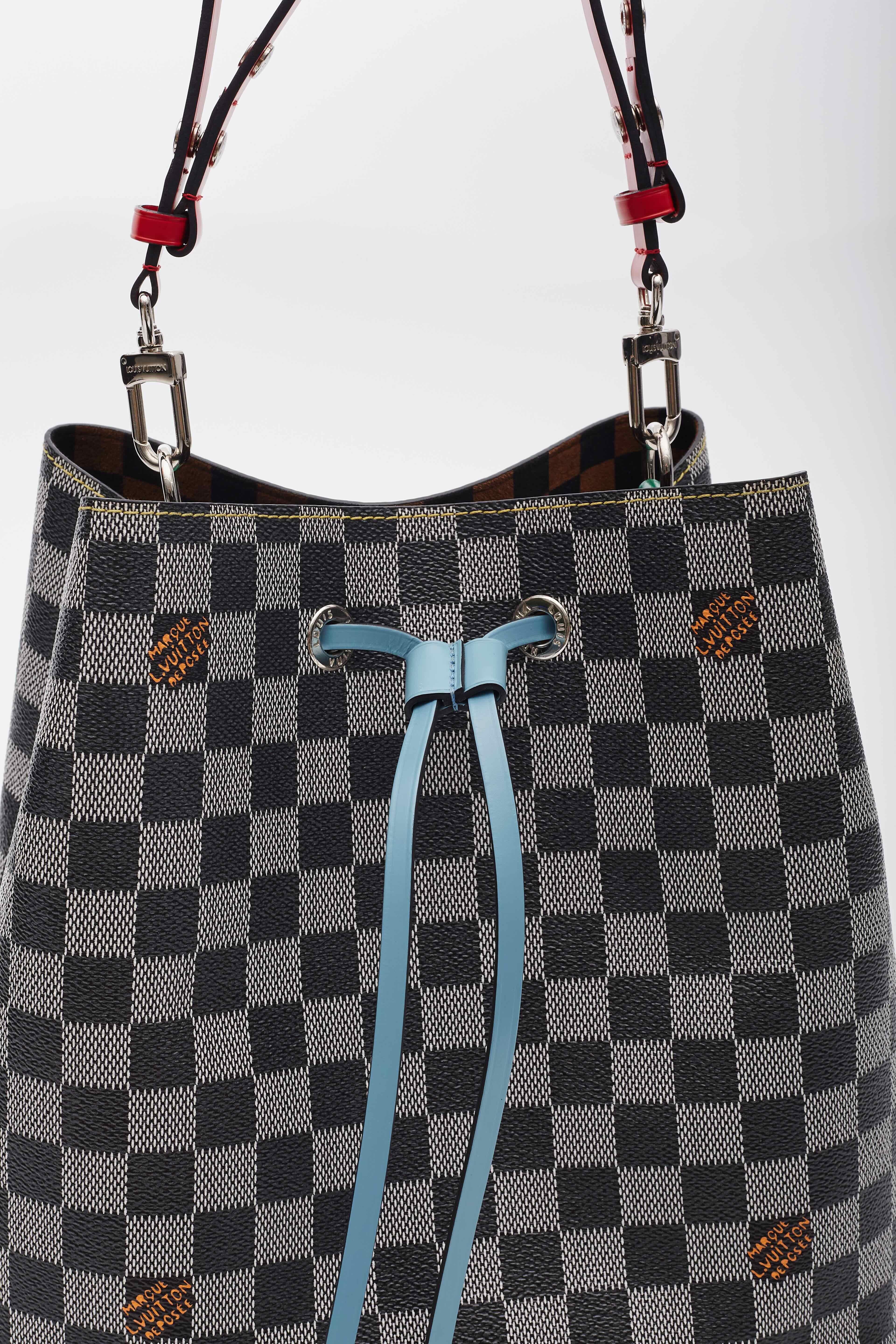 Louis Vuitton Black White Néonoé Mm Drawstring Shoulder Bag For Sale 1