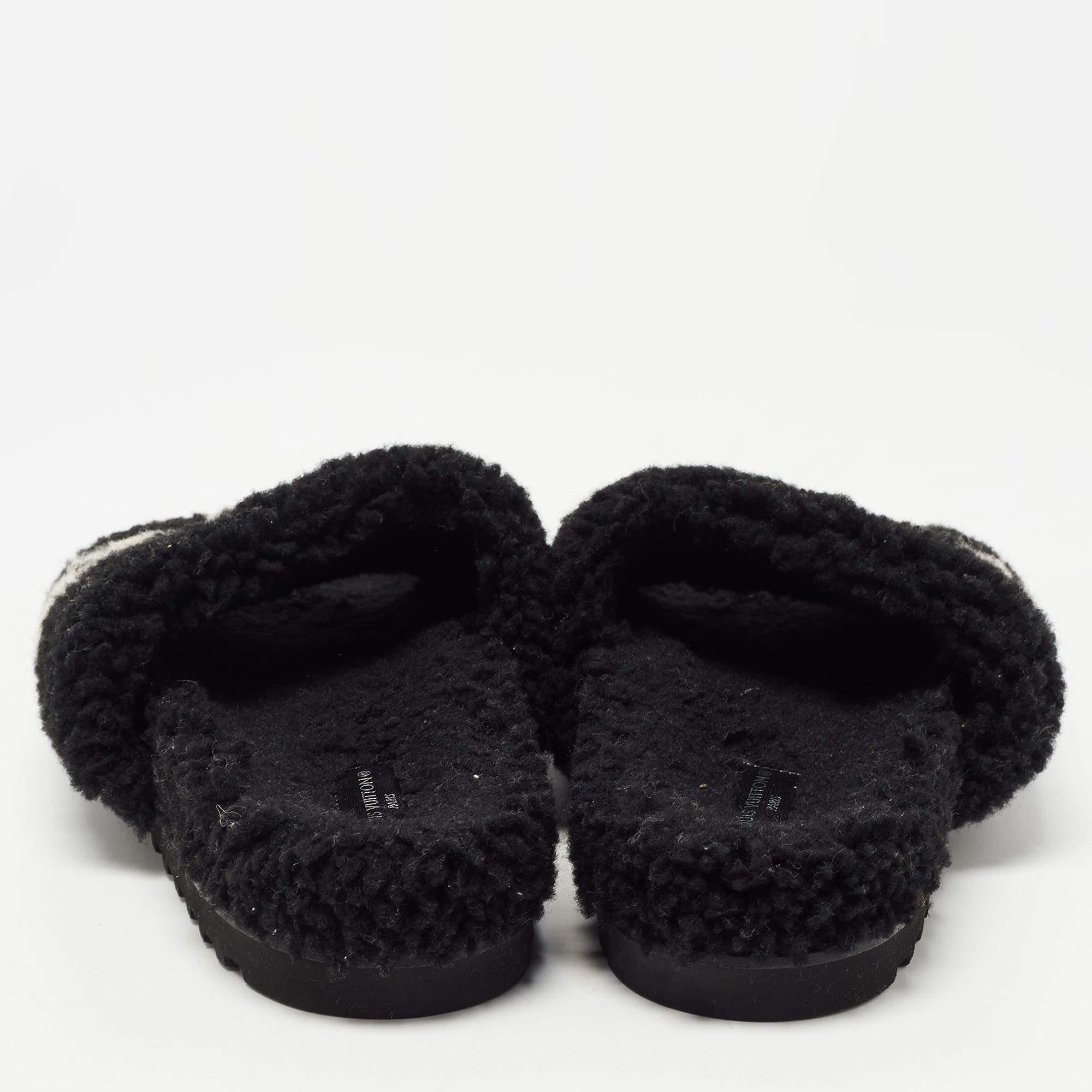 Fuzzy louis vuitton slides shop