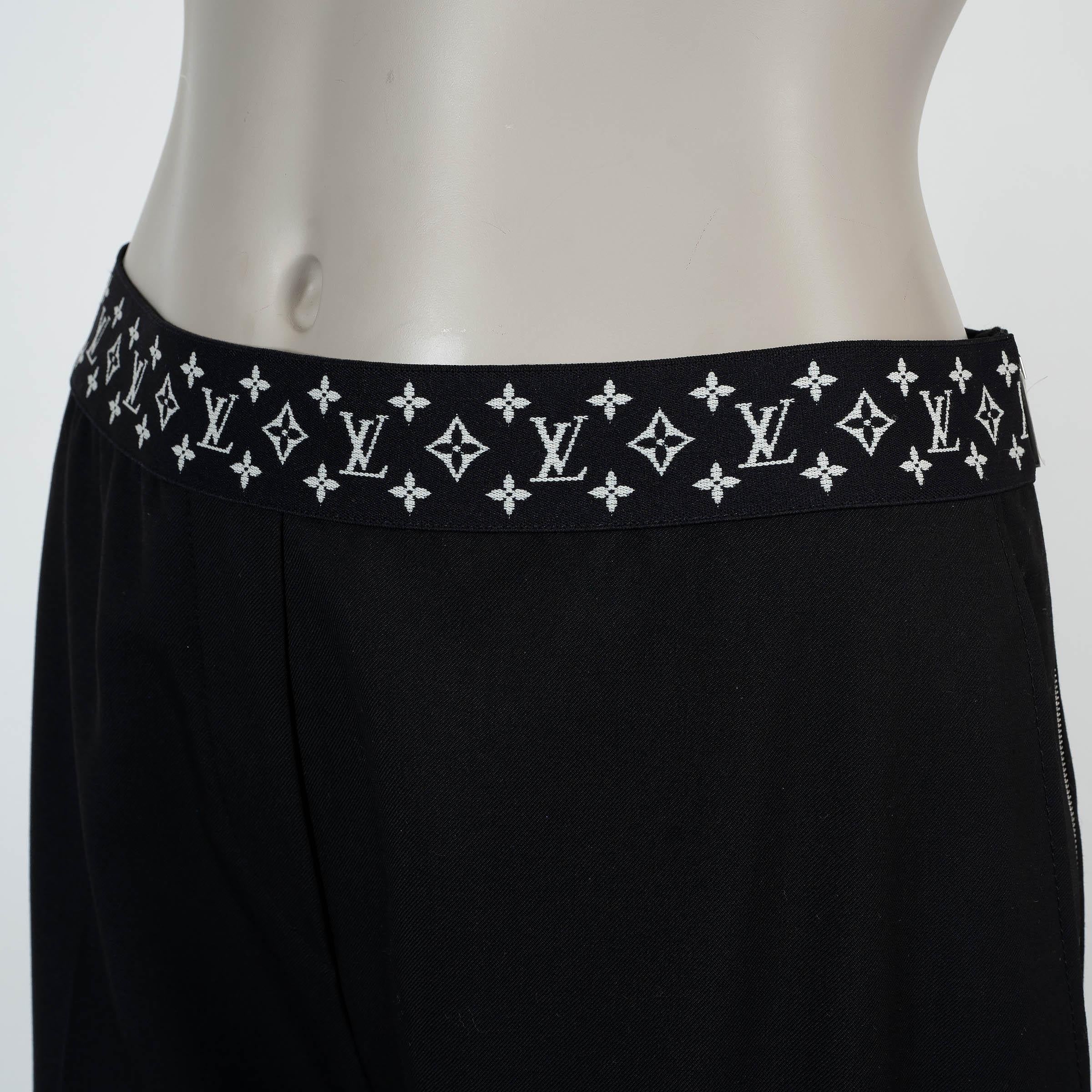 LOUIS VUITTON lainage noir 2024 Pantalon droit à ceinture élastiquée 38 fit L Excellent état - En vente à Zürich, CH