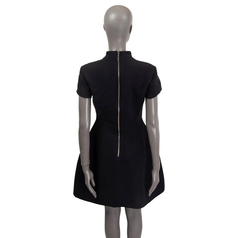 Louis Vuitton Trumpet Print Sleeve Hourglass Dress BLACK. Size 42