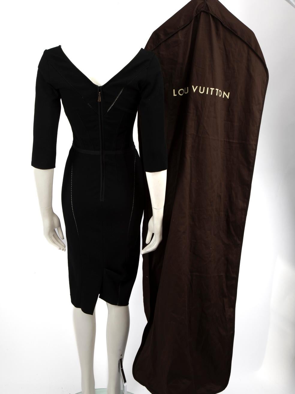 Noir Louis Vuitton - Robe midi noire à col en V, taille XS en vente