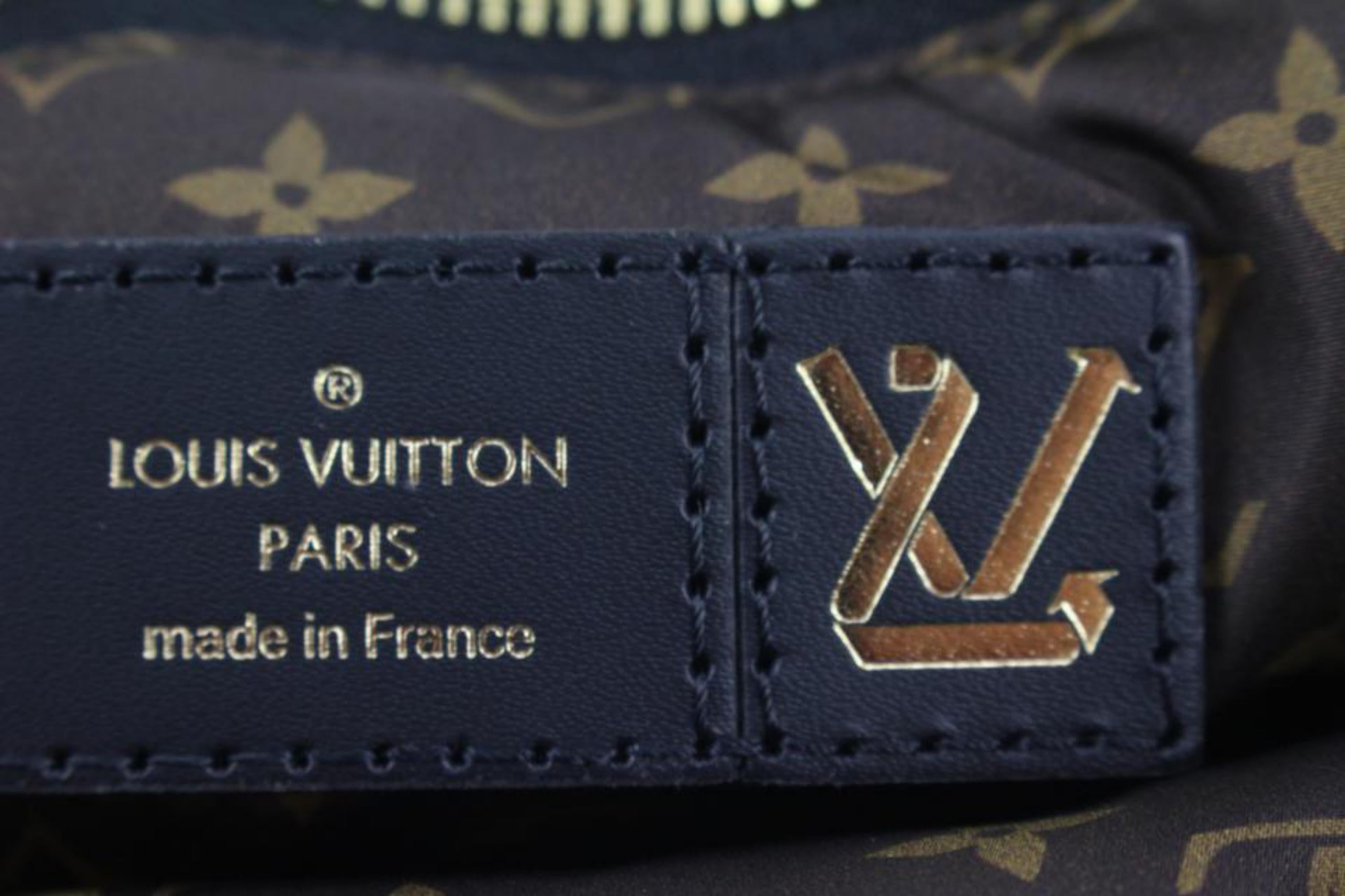 Louis Vuitton Black x Fuchsia Puffy Monogram Pillow Multi Pochette Maxi 1029lv27 1