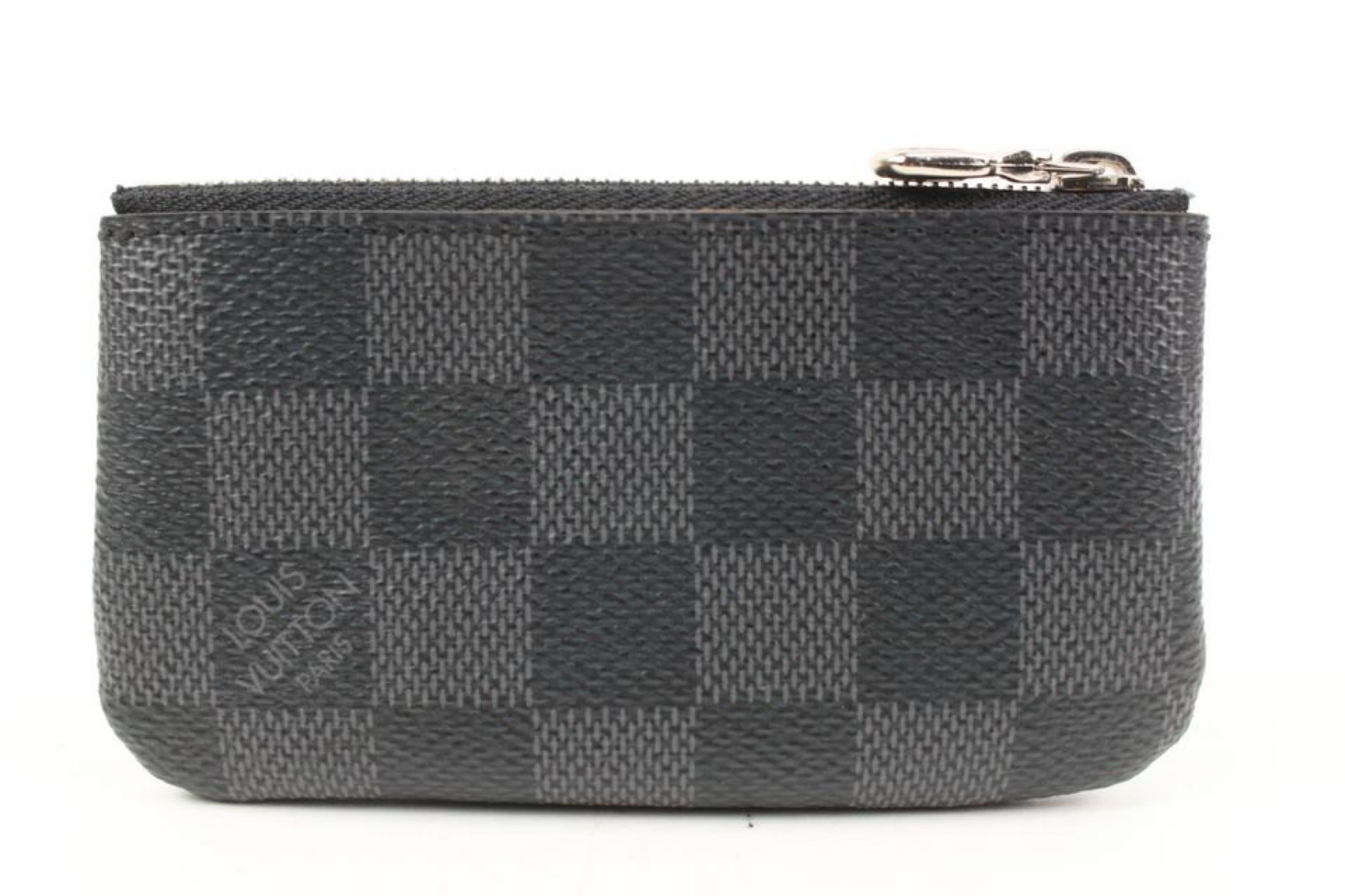 Women's Louis Vuitton Black x Grey Damier Graphite Key Pouch Pochette Cles s126lv60 For Sale