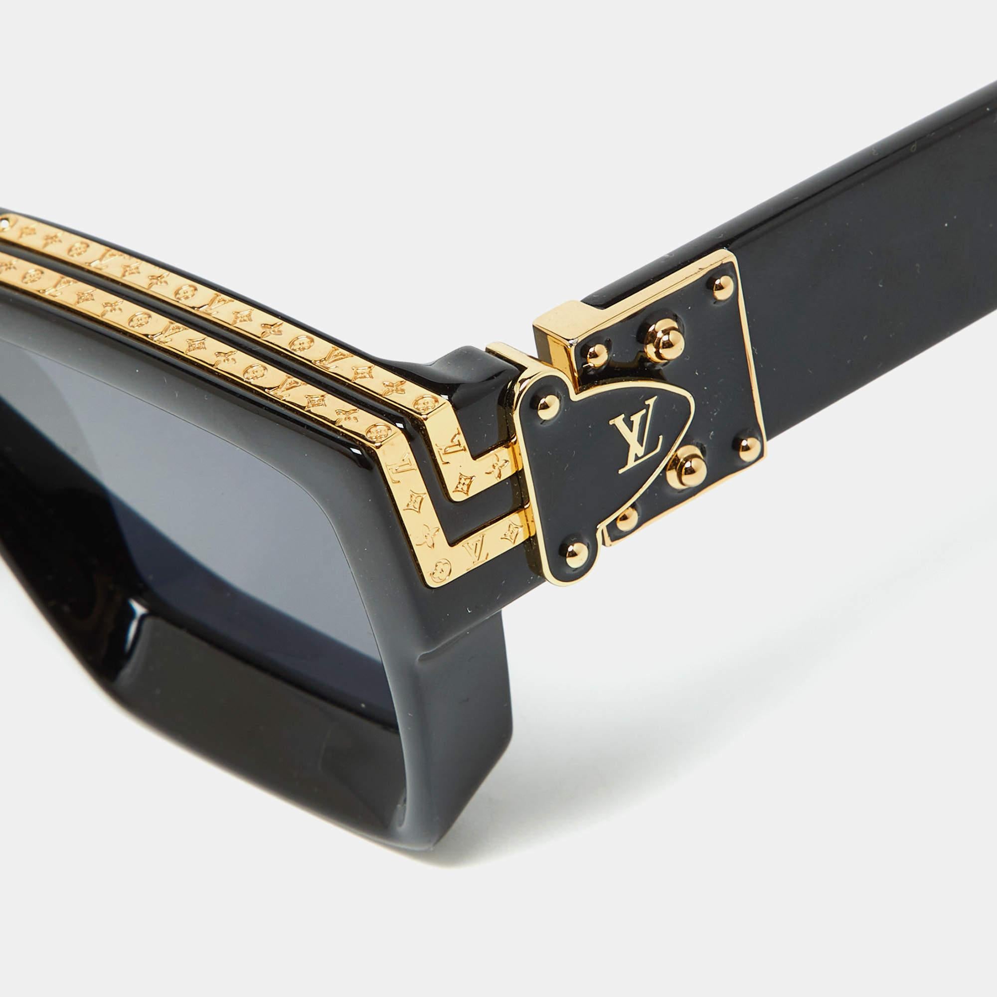 A statement pair of sunglasses from Louis Vuitton will surely make a prized buy. Featuring a trendy frame and lenses meant to protect your eyes the sunglasses are ideal for all day wear.