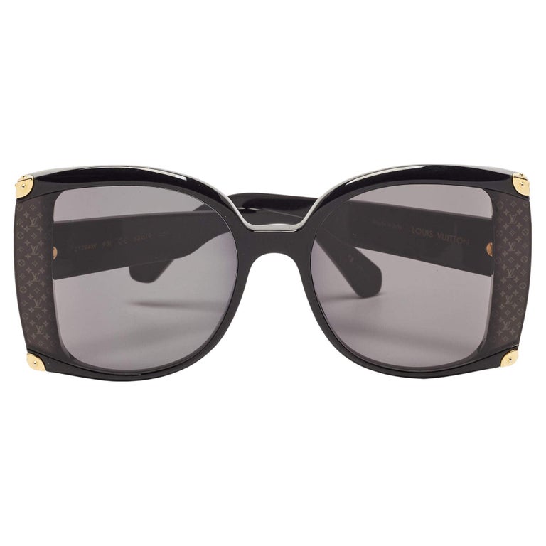 Louis Vuitton LV First Square Sunglasses Black Acetate & Canvas. Size E