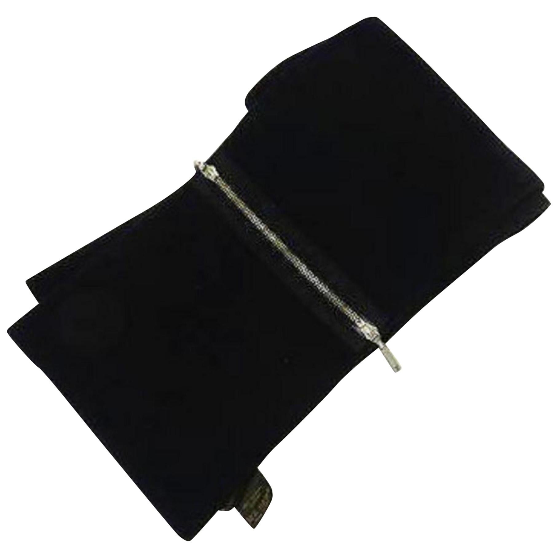 Louis Vuitton Black Zip Pocket 225527 Scarf/Wrap For Sale