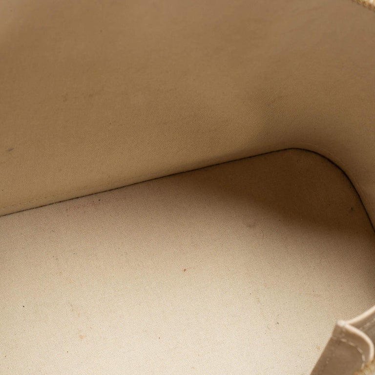Louis Vuitton Blanc Corail Monogram Vernis Alma PM Bag For Sale 5