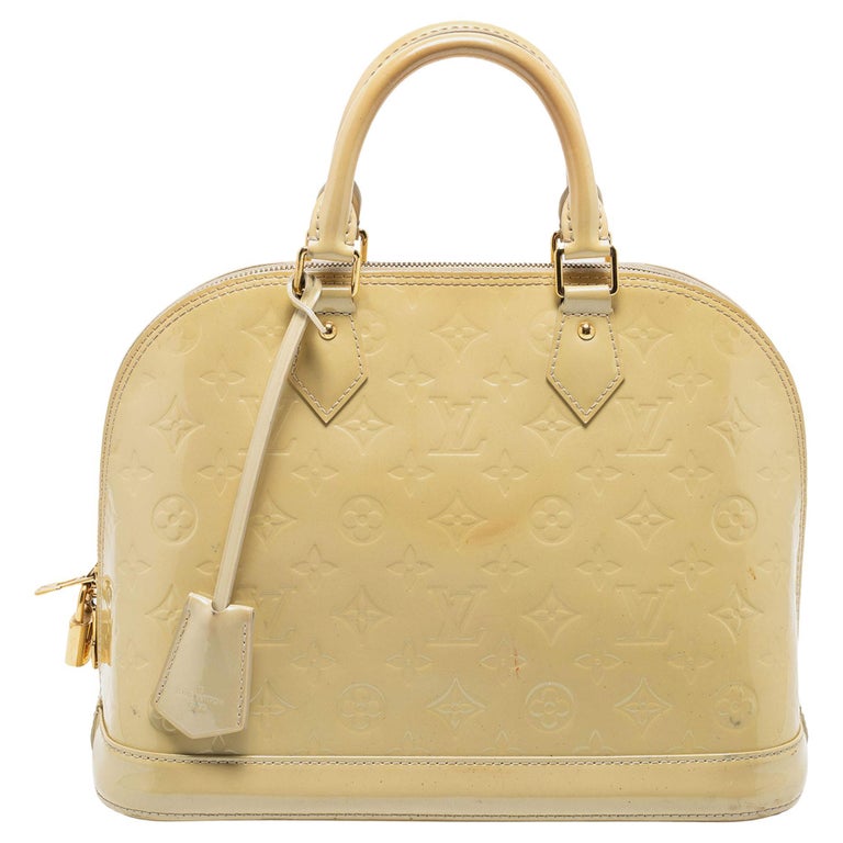 Louis Vuitton Blanc Corail Monogram Vernis Alma PM Bag For Sale