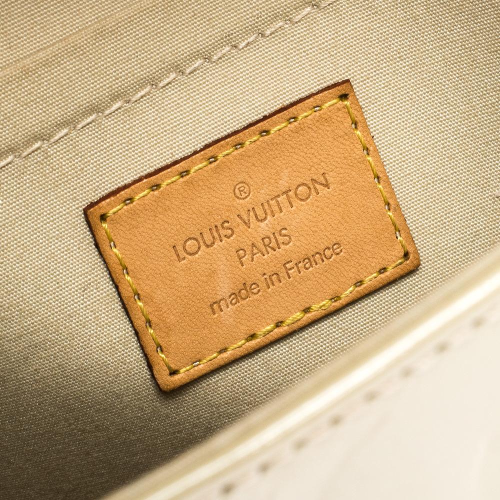 Louis Vuitton Blanc Corail Monogram Vernis Bellflower PM Bag 3