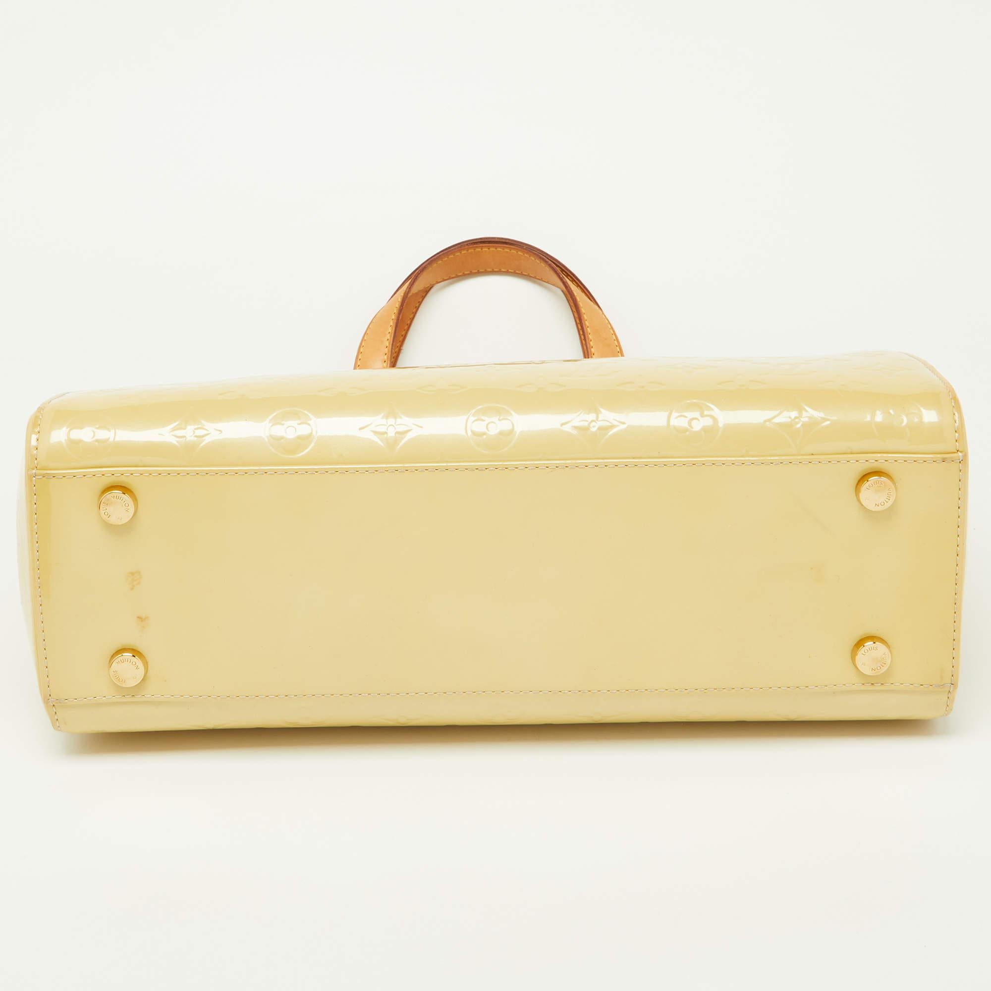 Louis Vuitton Blanc Corail Monogram Vernis Brea GM Bag 2