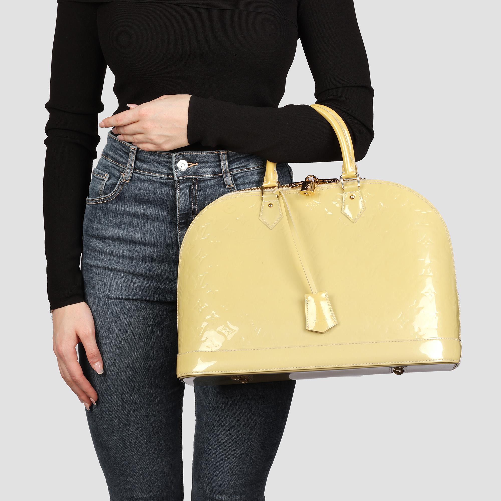 Louis Vuitton Blanc Corail Monogram Vernis Cuir Alma GM en vente 8