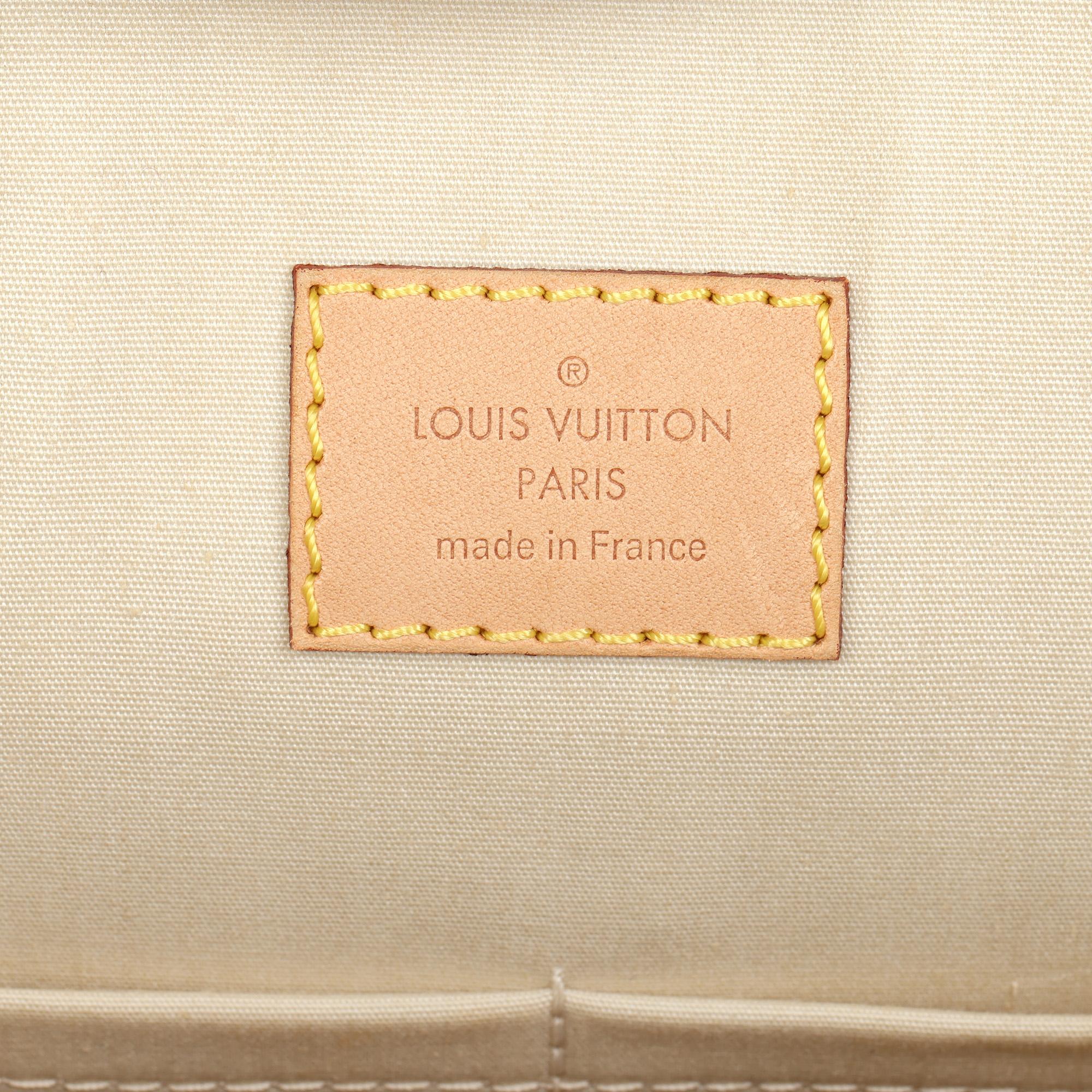 Louis Vuitton - Sac « Alma GM » en cuir et corail blanc avec monogramme en vente 1