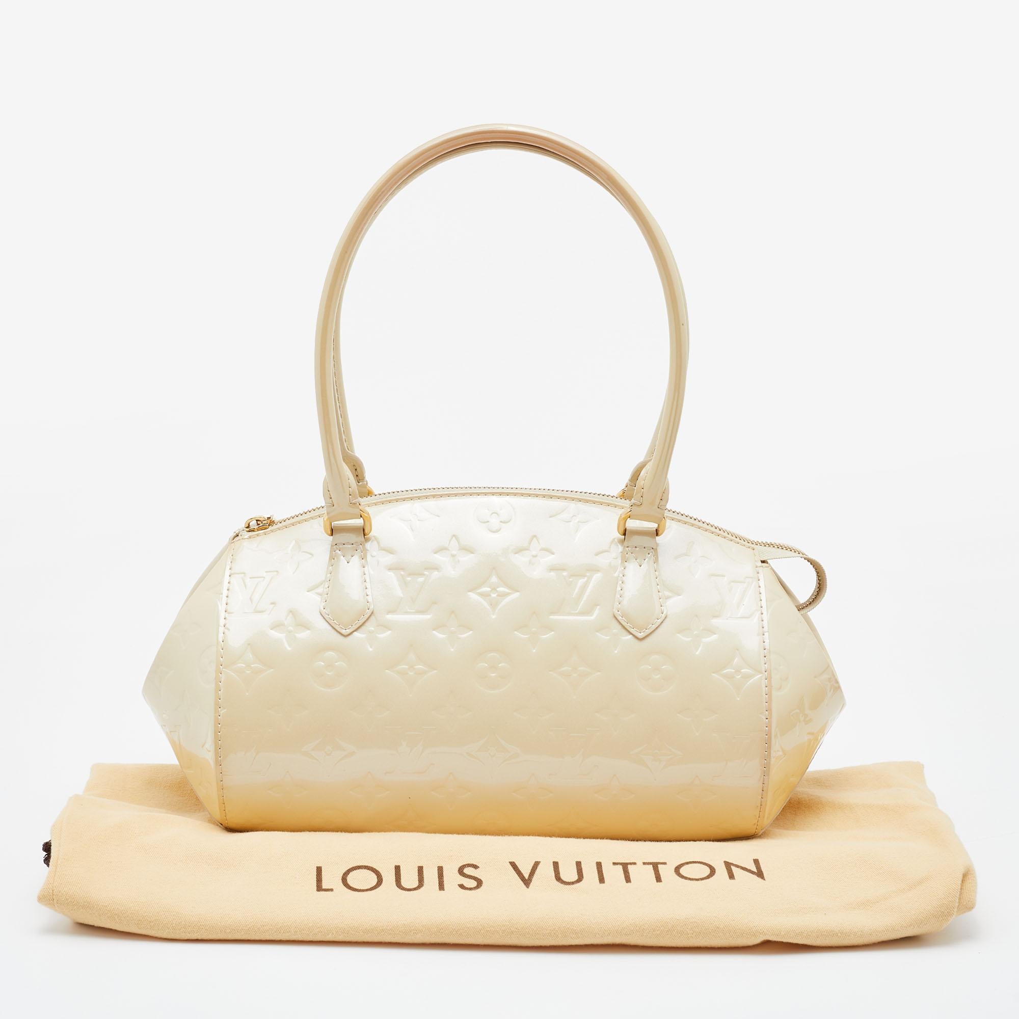 Louis Vuitton Blanc Corail Monogram Vernis Sherwood PM Bag 6