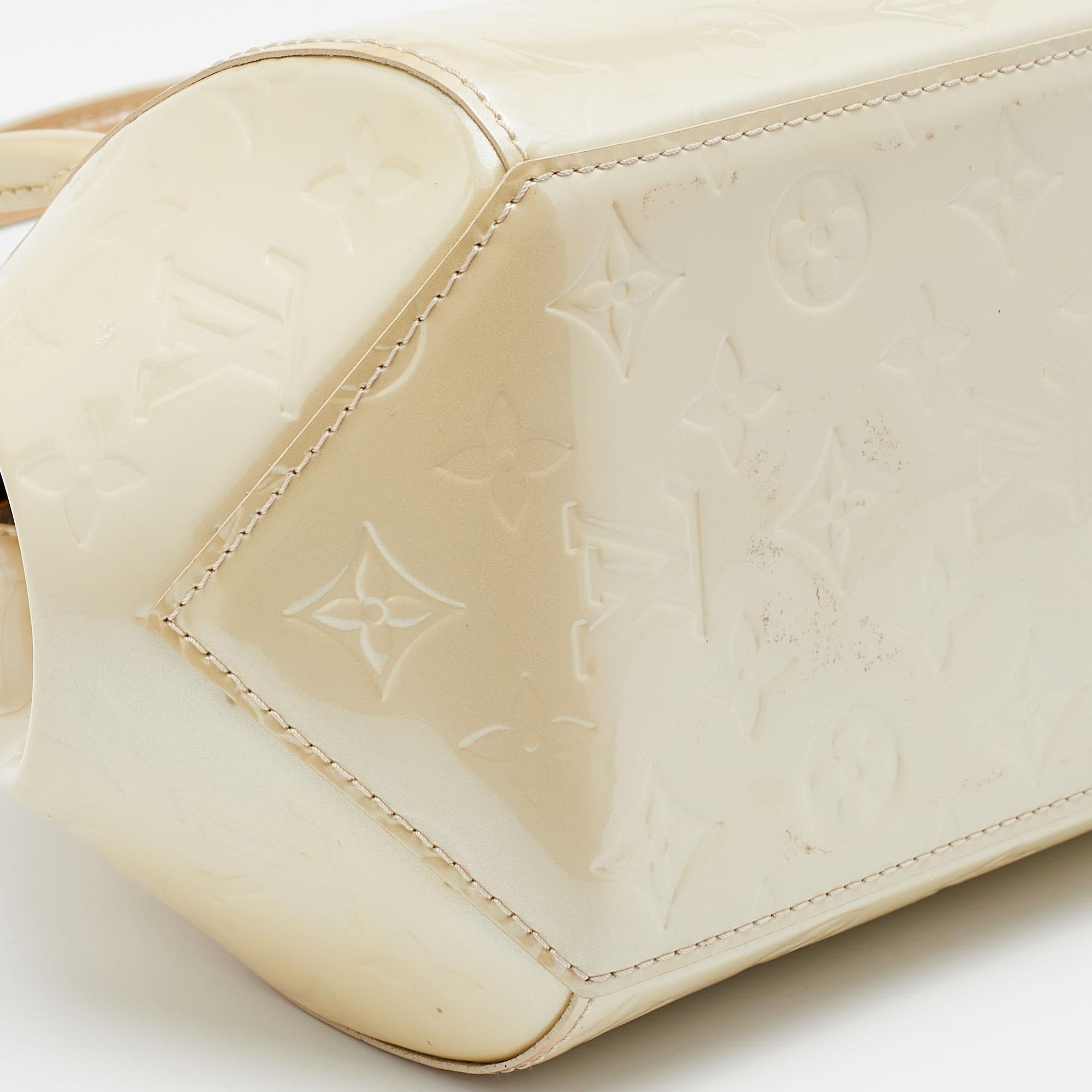 Louis Vuitton Blanc Corail Monogram Vernis Sherwood PM Bag 4