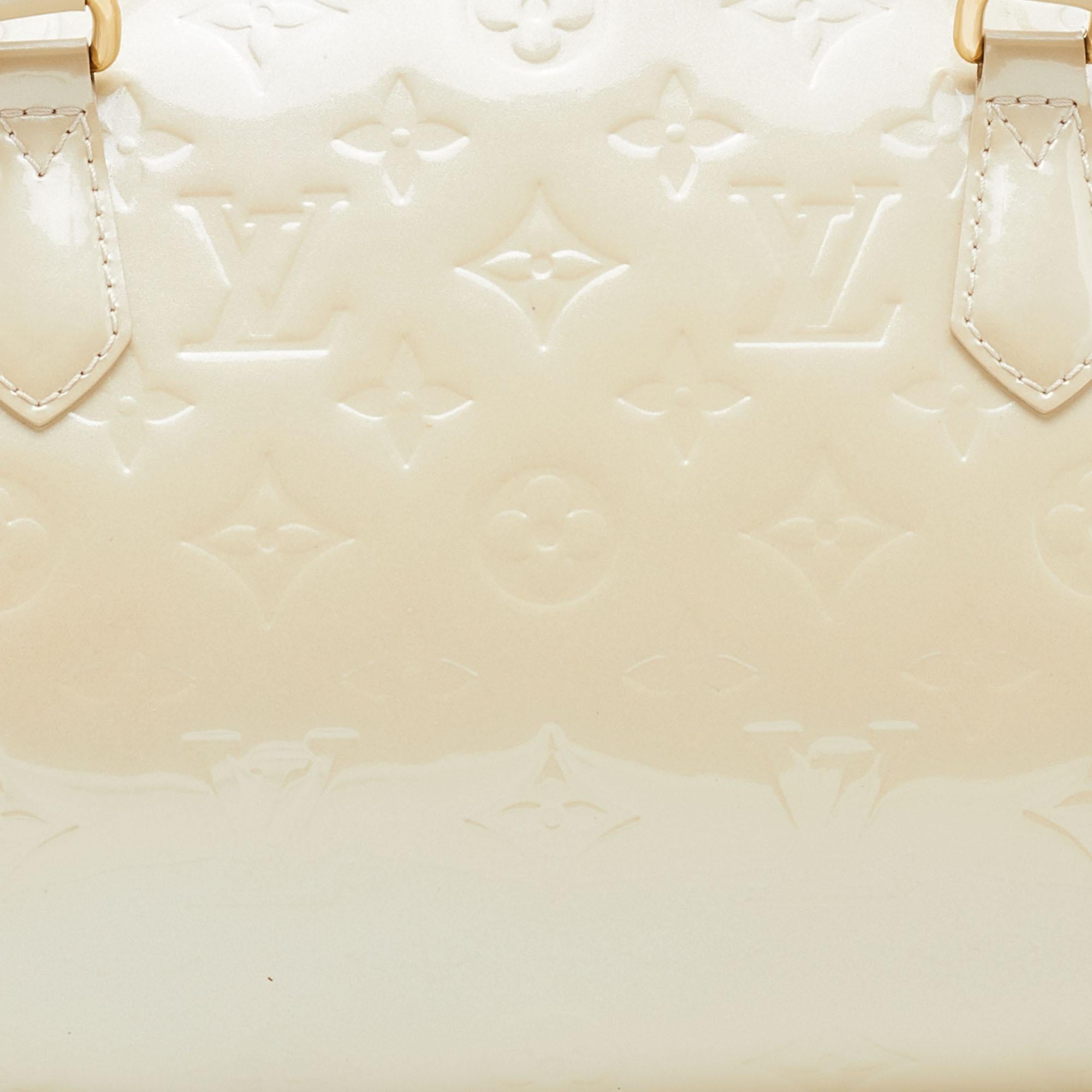 Louis Vuitton Blanc Corail Monogram Vernis Sherwood PM Bag 5