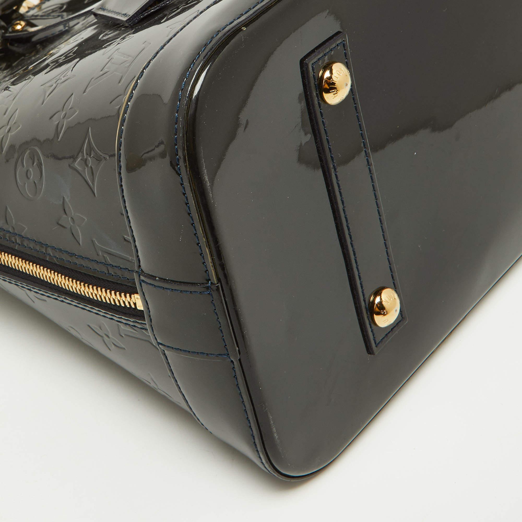 Sac Alma GM Louis Vuitton Bleu Infini Monogramme Vernis en vente 3
