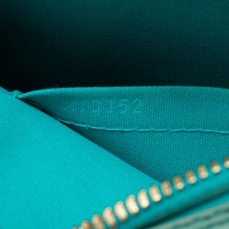 Women's Louis Vuitton Bleu Lagon Monogram Vernis Alma BB Bag