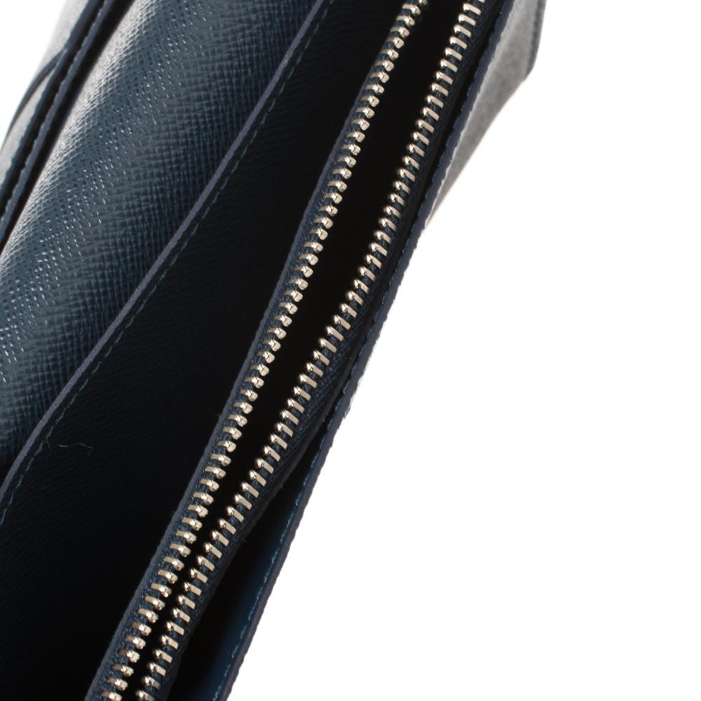 Louis Vuitton Bleu Marine Taiga Leather Brazza Wallet 1