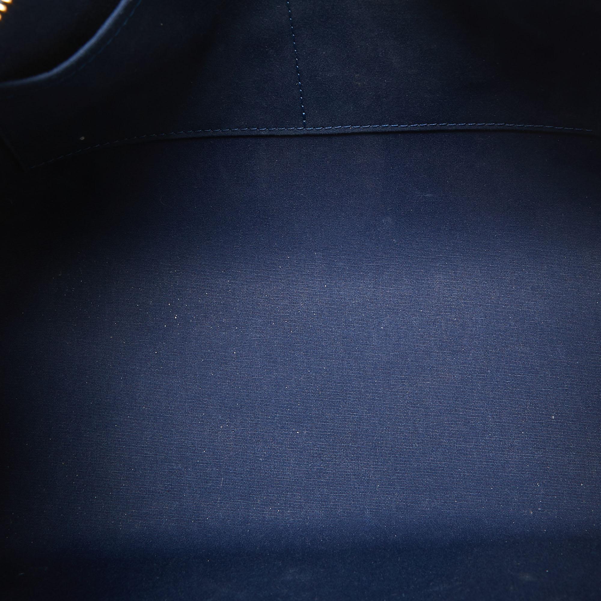 Women's Louis Vuitton Bleu Nuit Monogram Vernis Brea MM Bag For Sale