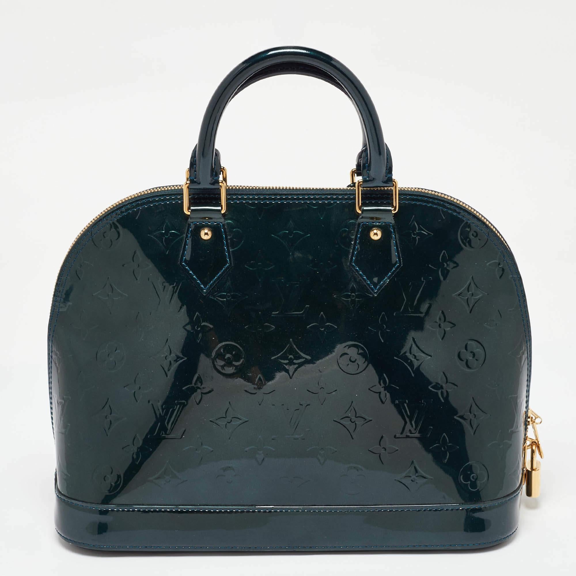 Louis Vuitton Bleu Nuit Monogram Vernis Leather Alma PM Bag In Good Condition In Dubai, Al Qouz 2