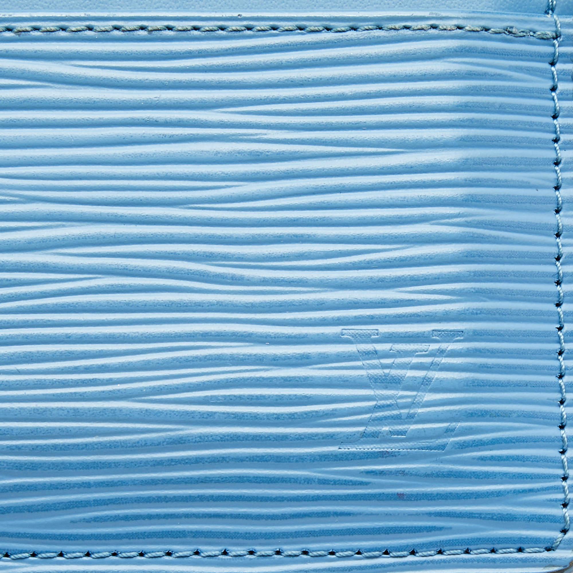 Louis Vuitton Bleuet Epi Leather Business Card Holder In Excellent Condition For Sale In Dubai, Al Qouz 2