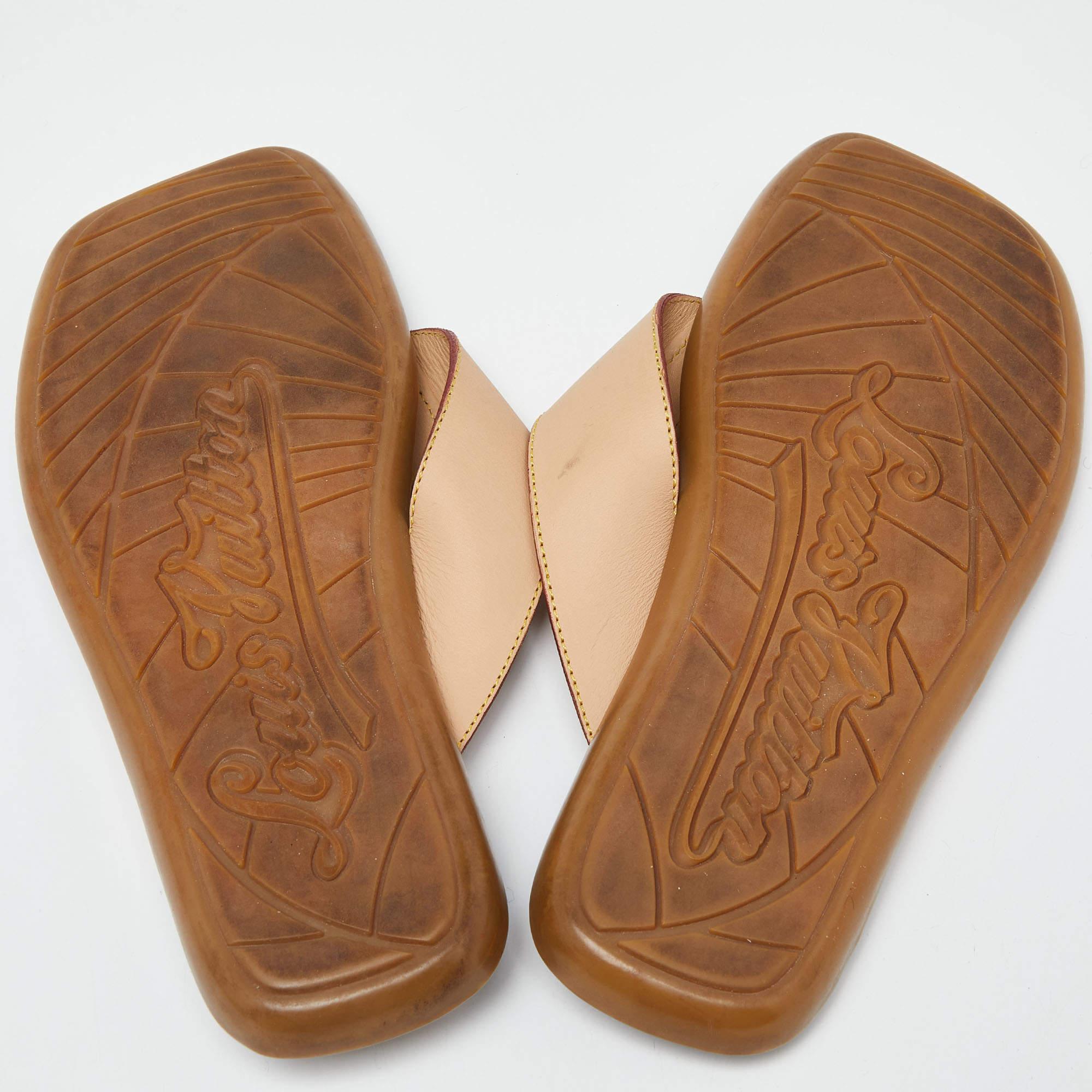Louis Vuitton Bllue Denim/Beige Monogram Thong Buckle Detail Sandals Size 37.5 For Sale 2