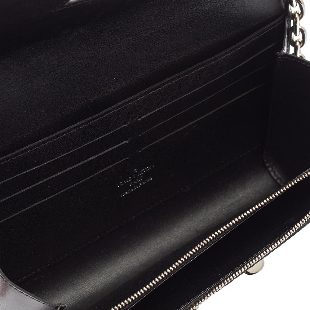 Louis Vuitton Block Color Monogram Epi Leather Twist Tape Chain Clutch In Good Condition In Dubai, Al Qouz 2