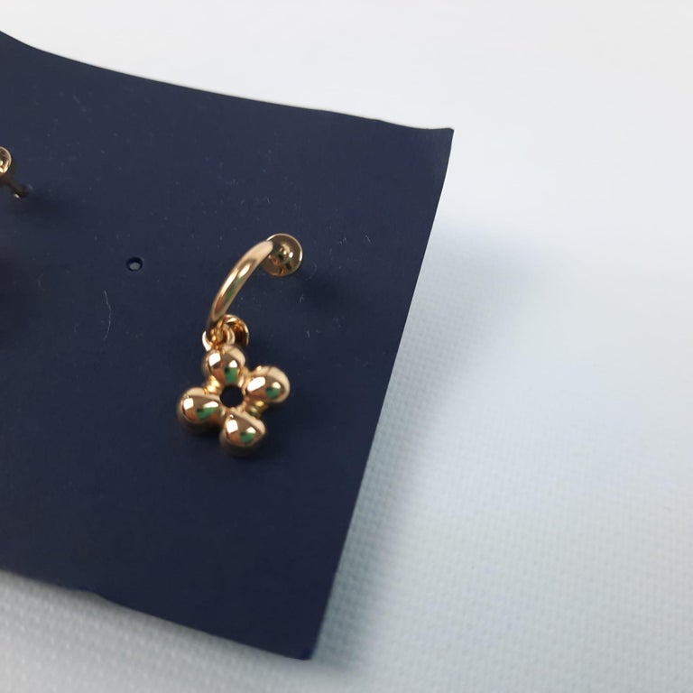 LOUIS VUITTON gold-tone metal BLOOMING Dangle Earrings For Sale at 1stDibs